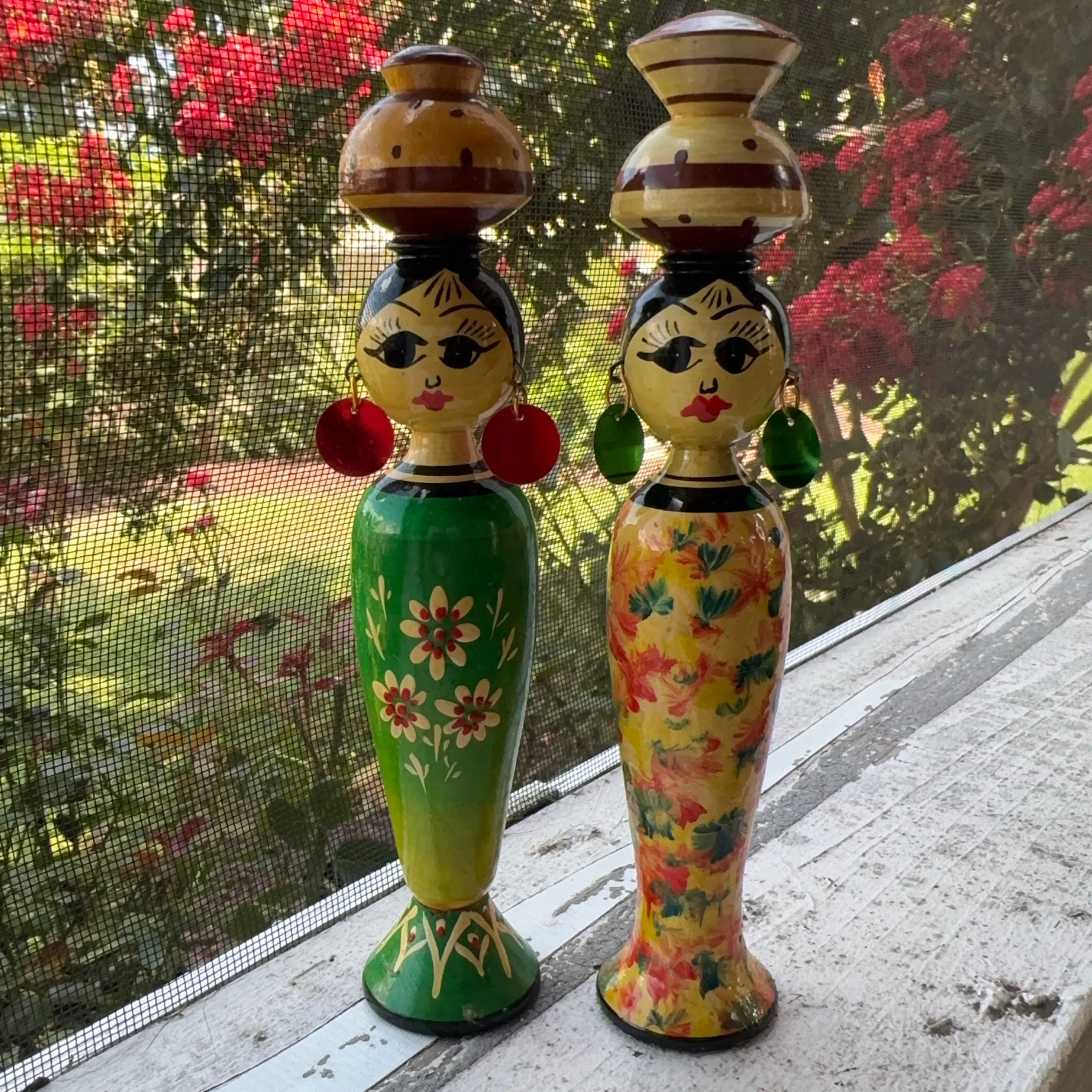 Image 1 of 6