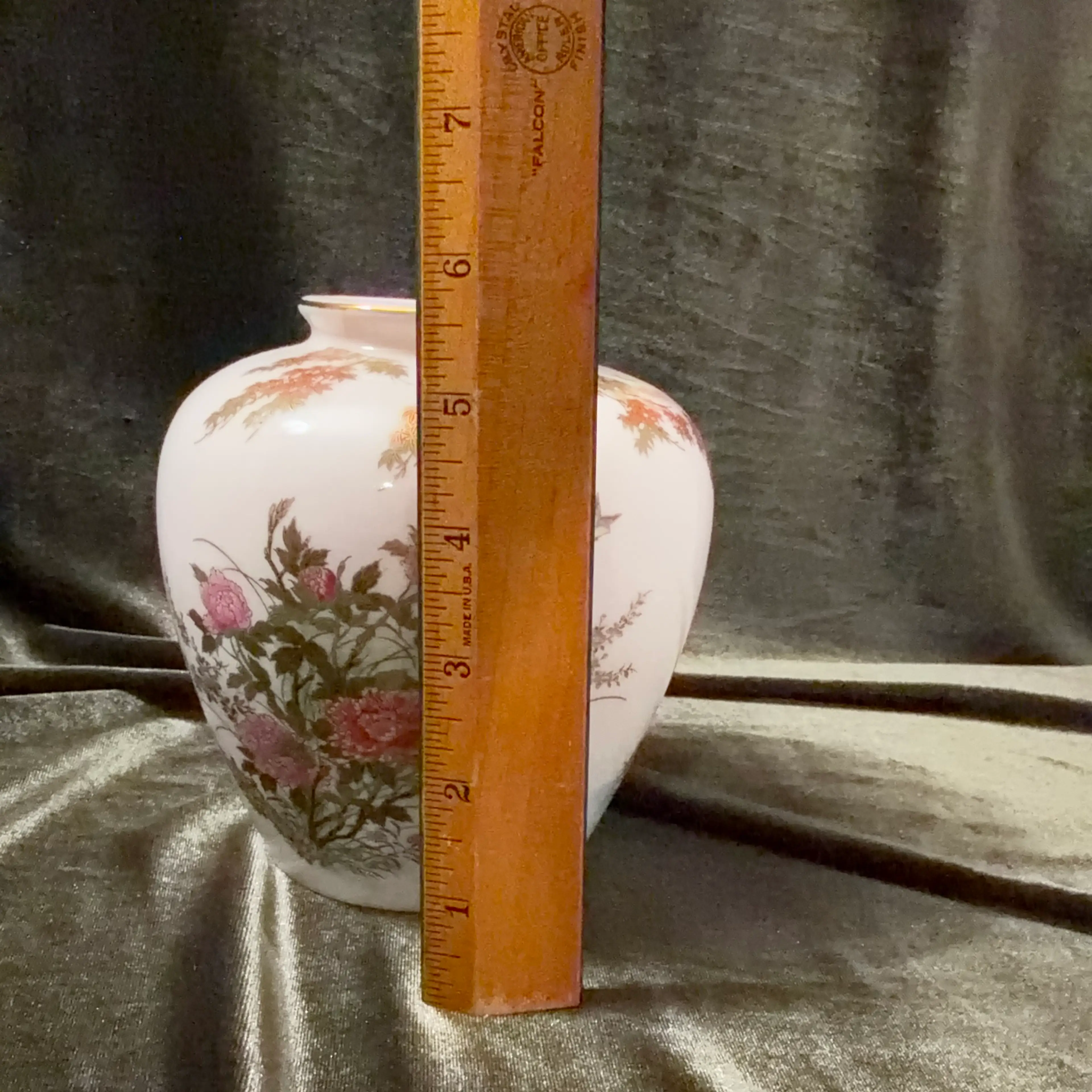 Image 2 of 8