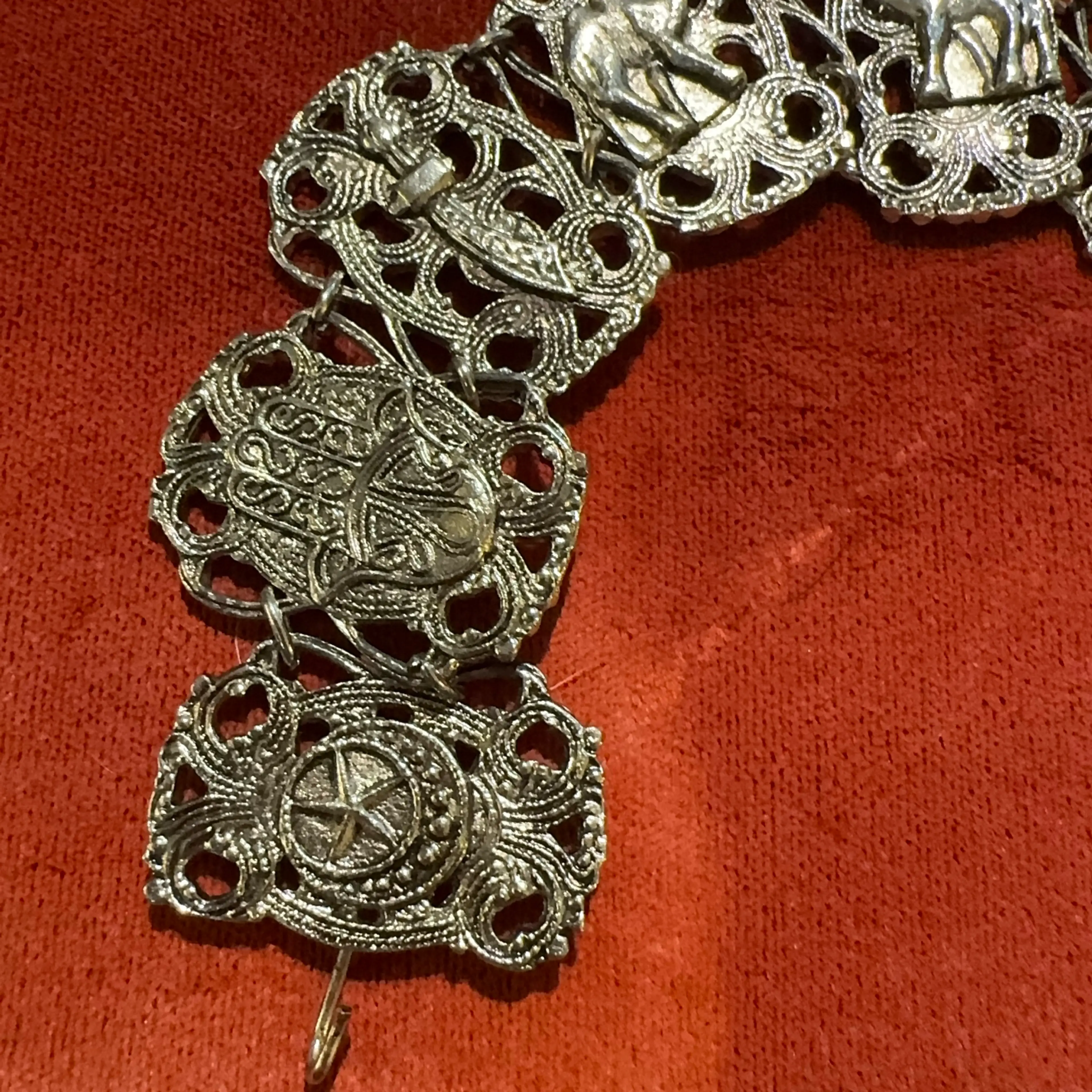 Image 3 of 4