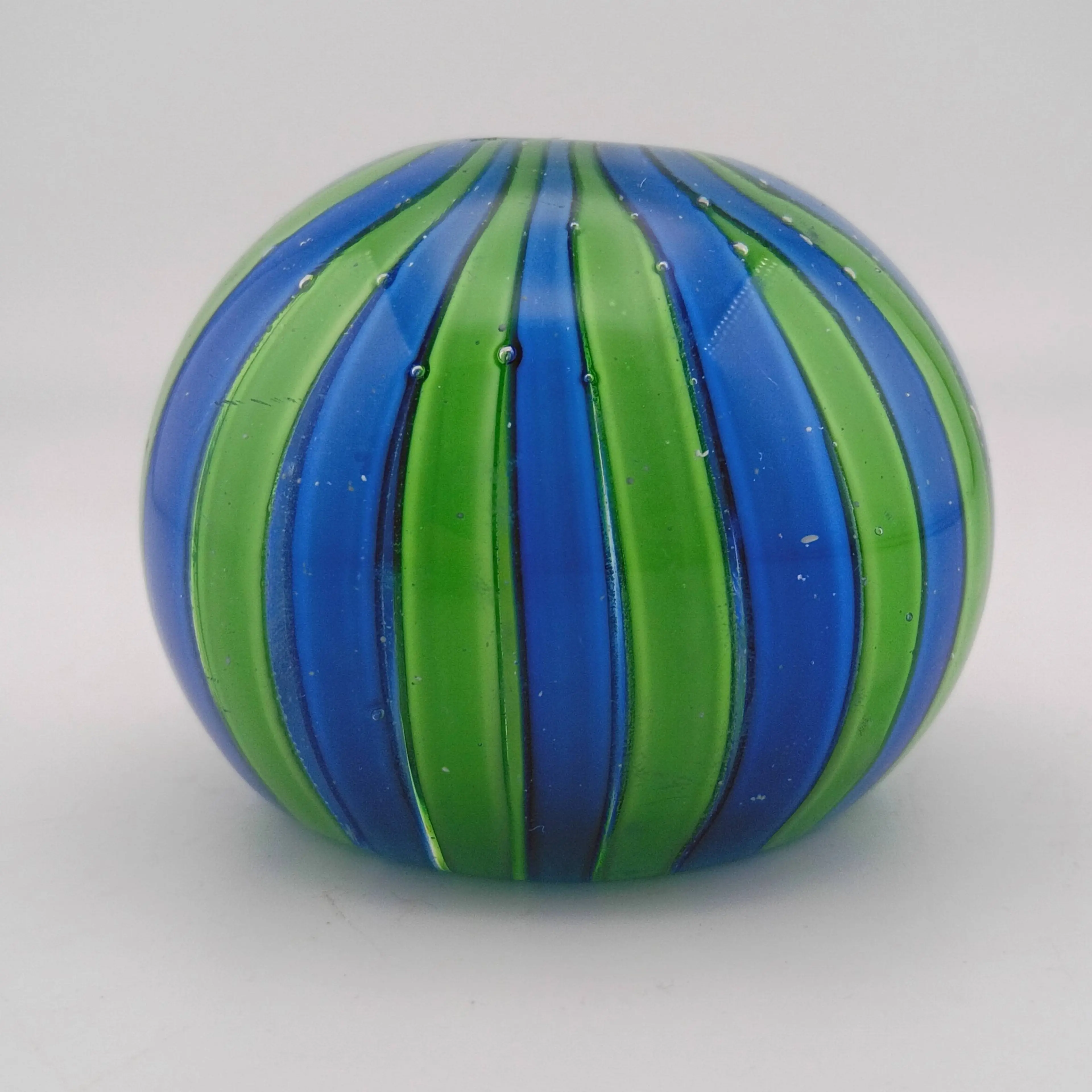 Image 2 of 6