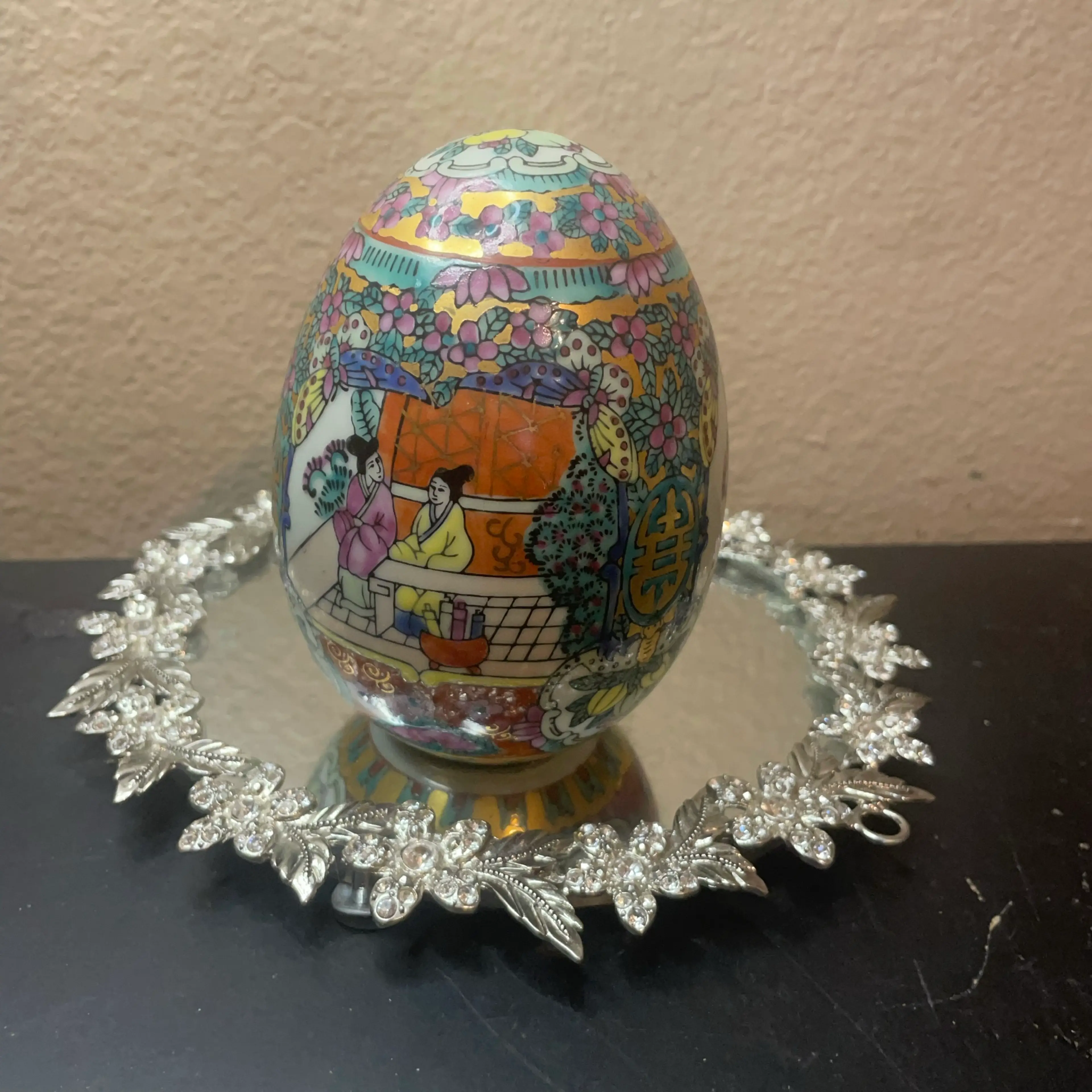 Image 1 of 6