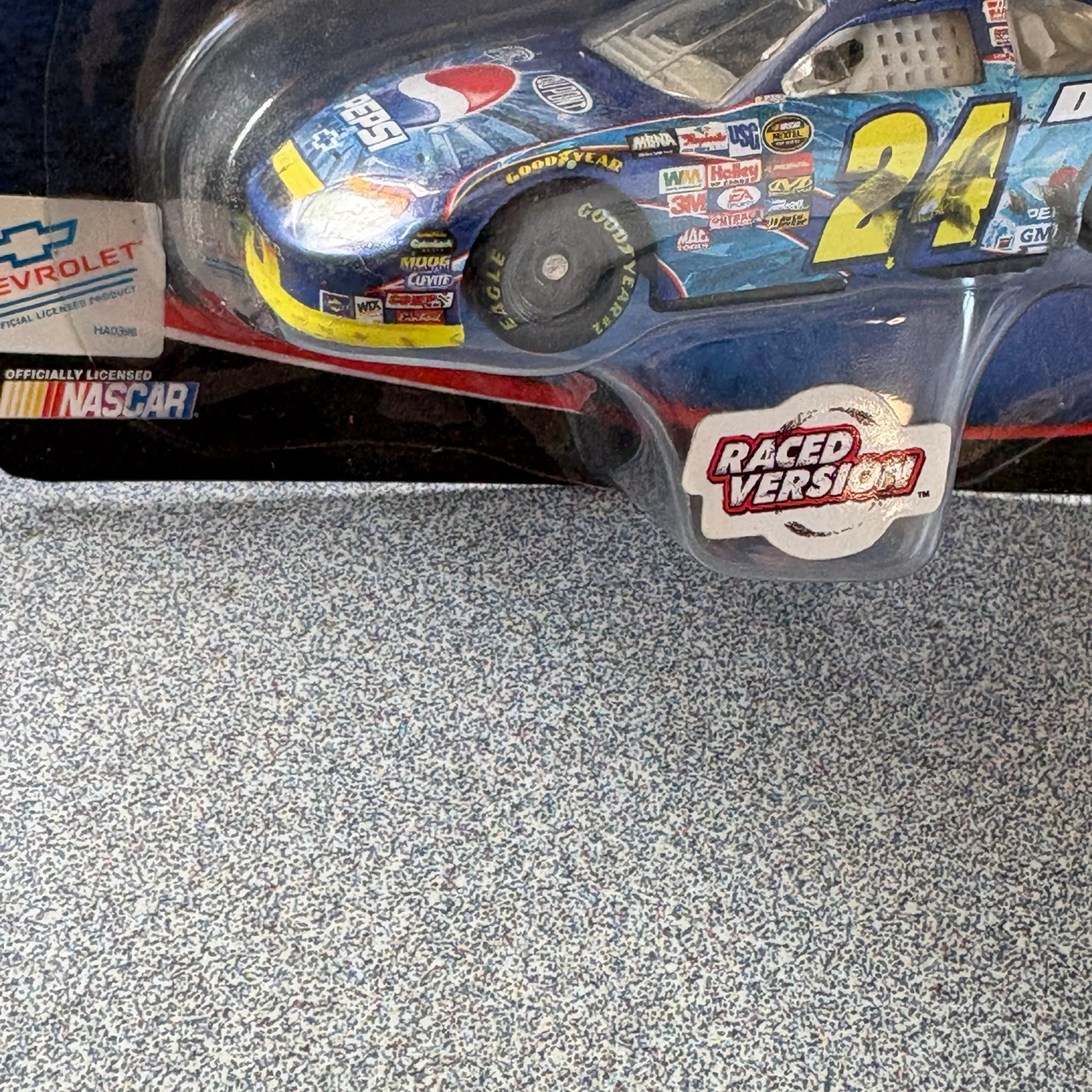 Image 4 of 9