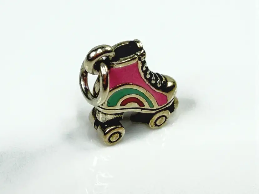 James Avery Pink Enamel Roller Skate Sterling Silver 3D Charm 925 JR2123