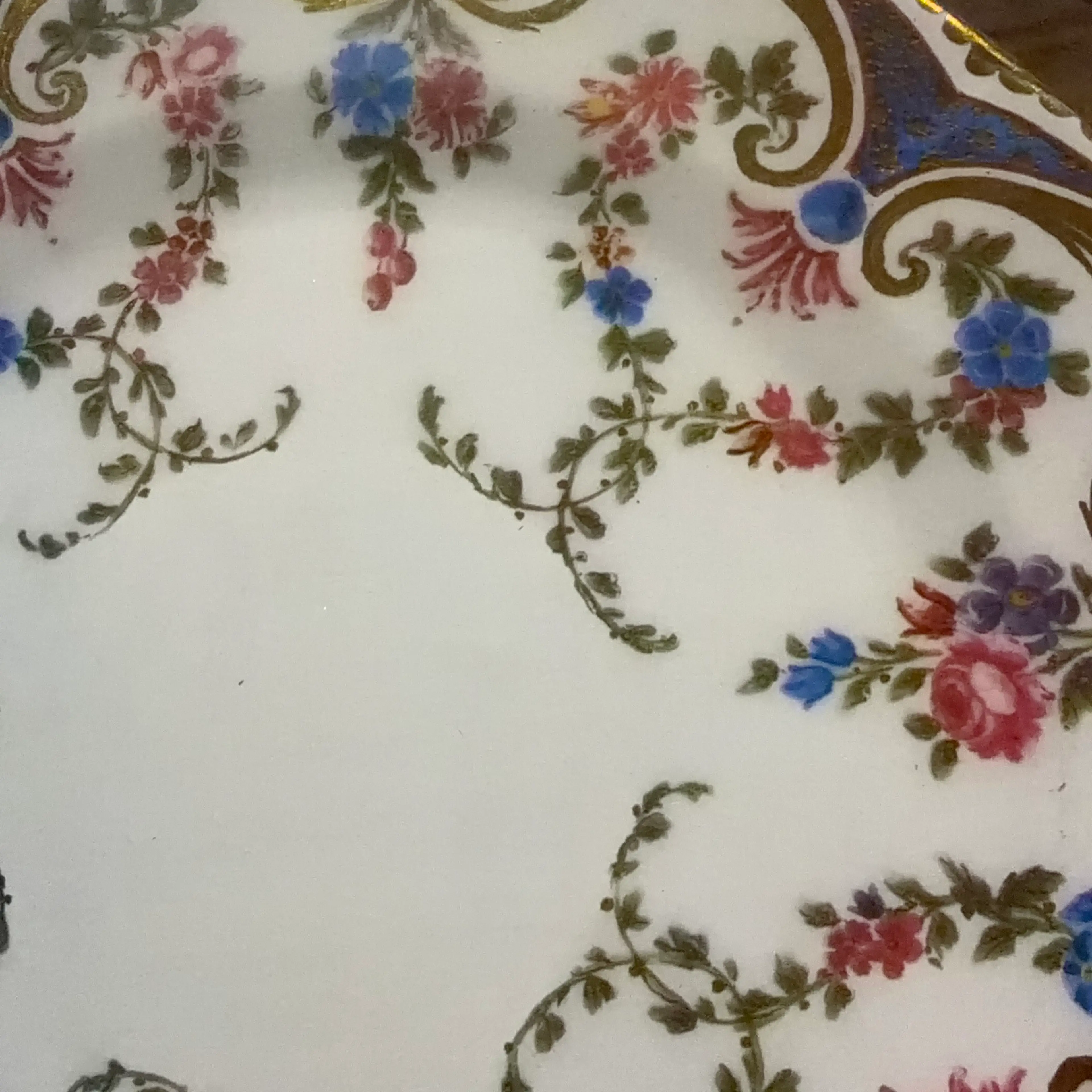 Image 2 of 6