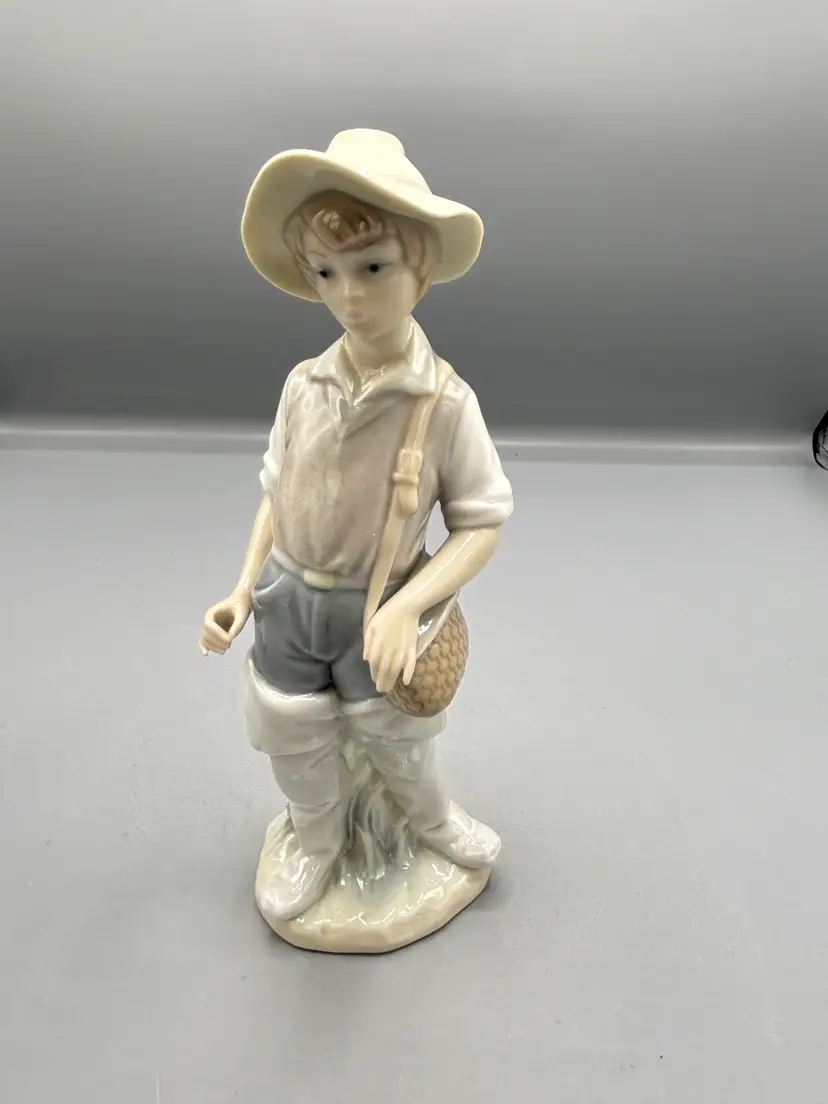 Vintage Lladro Gone Fishing boy figure