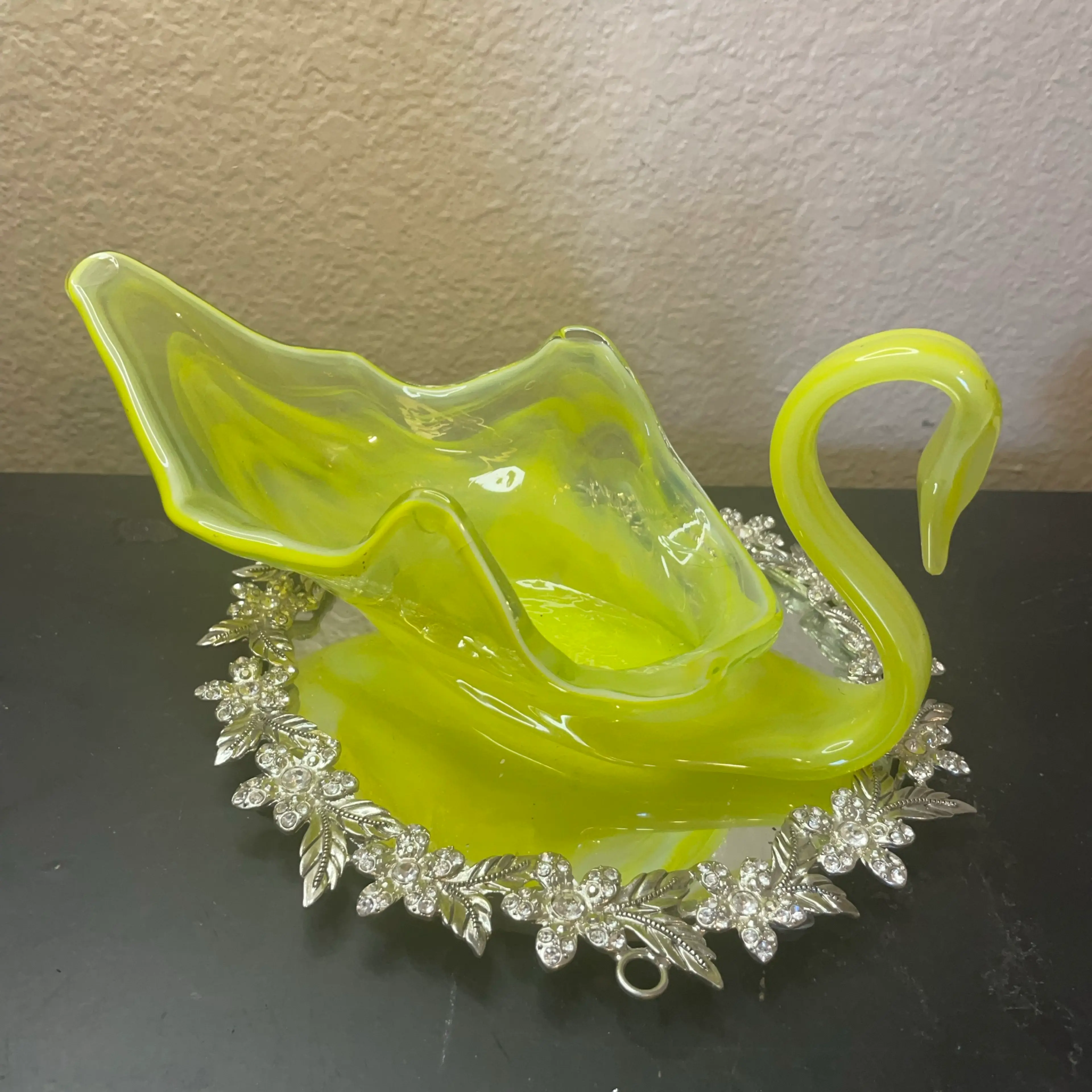 Image 2 of 4