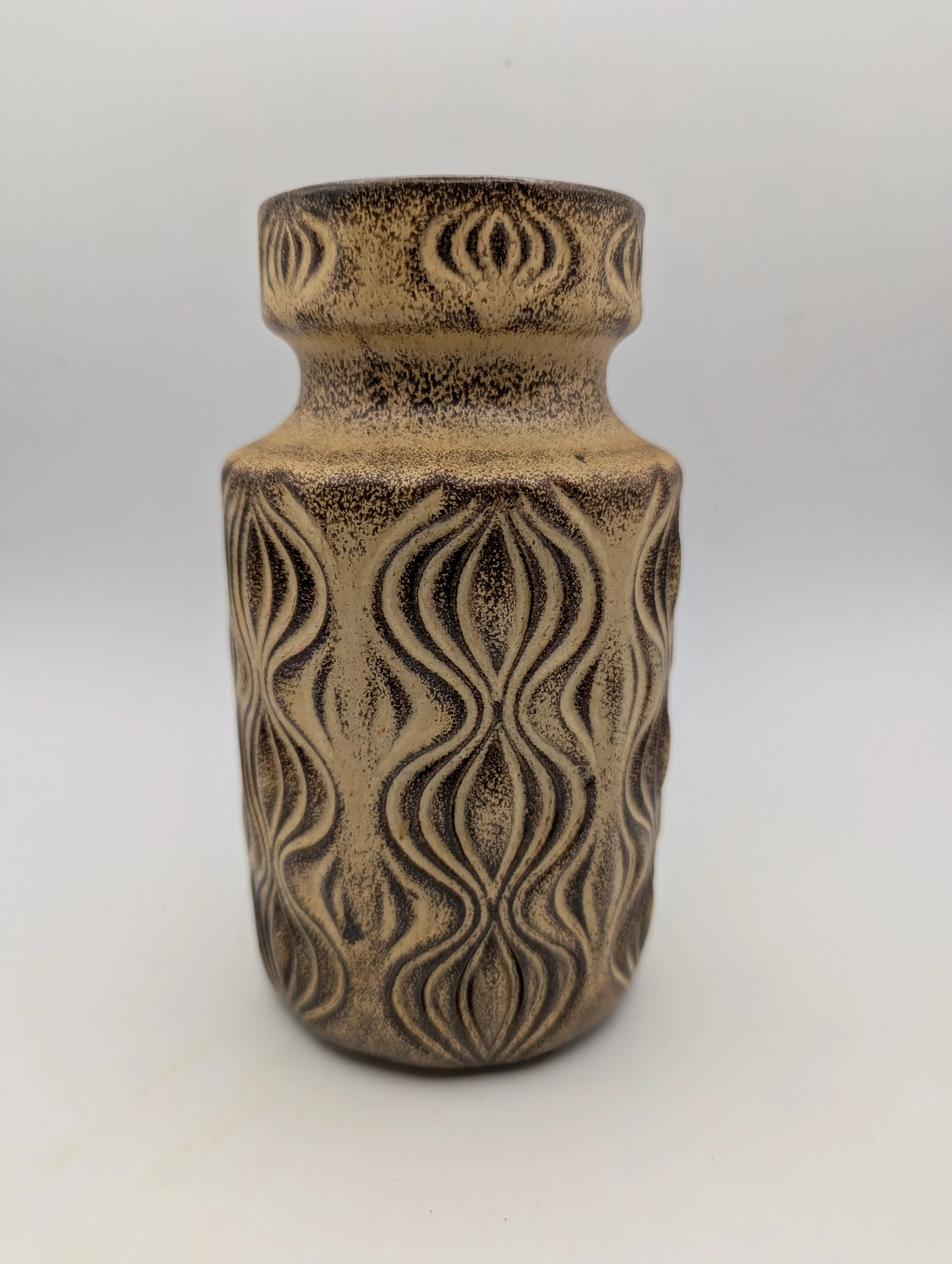 Image 1 of 8