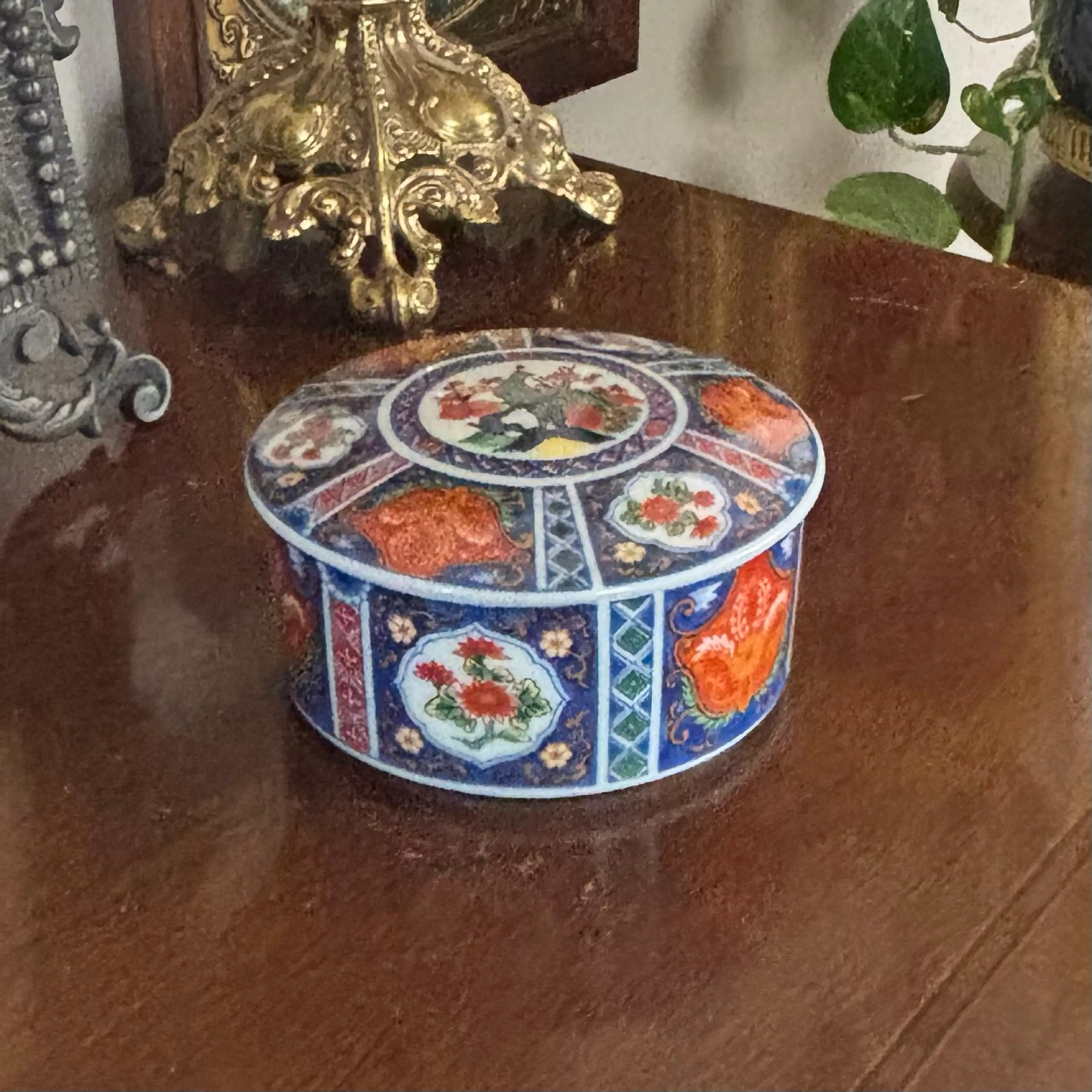 Image 1 of 4