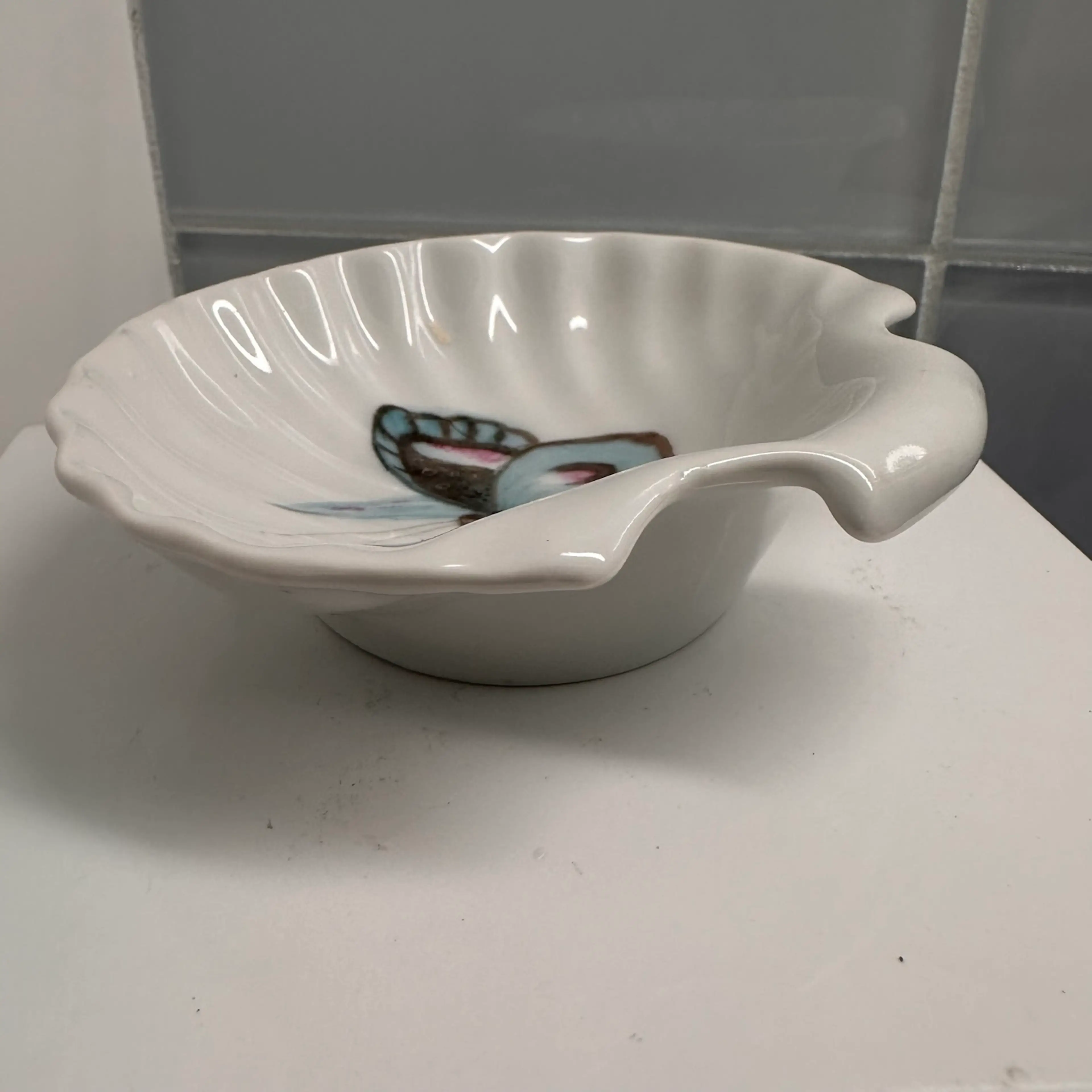Image 2 of 7