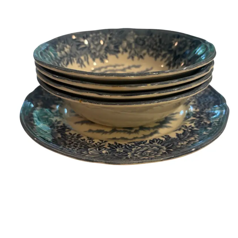 English Village Set of berry bowls
