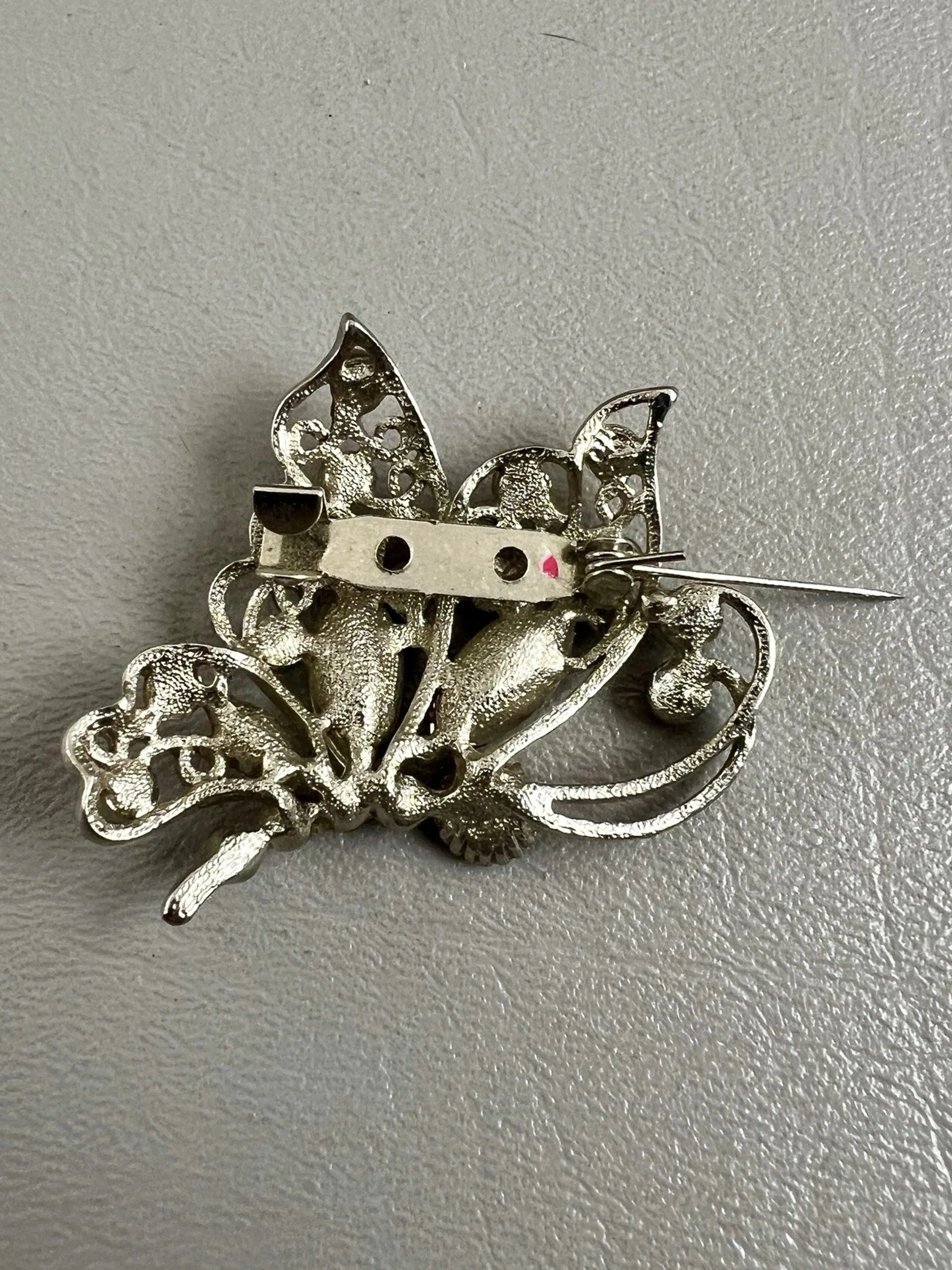 Image 3 of 4