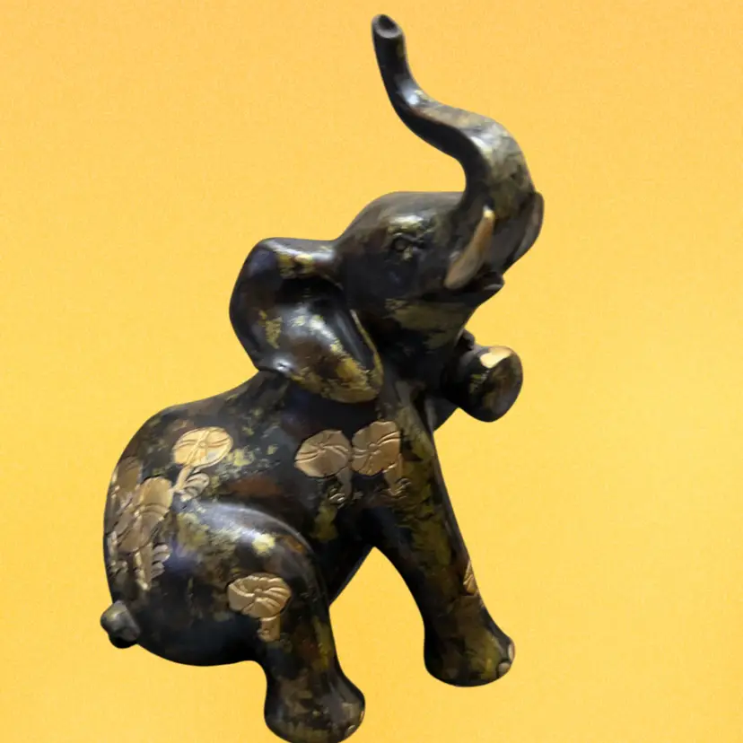 Lucky Trunk Up Elephant Statue