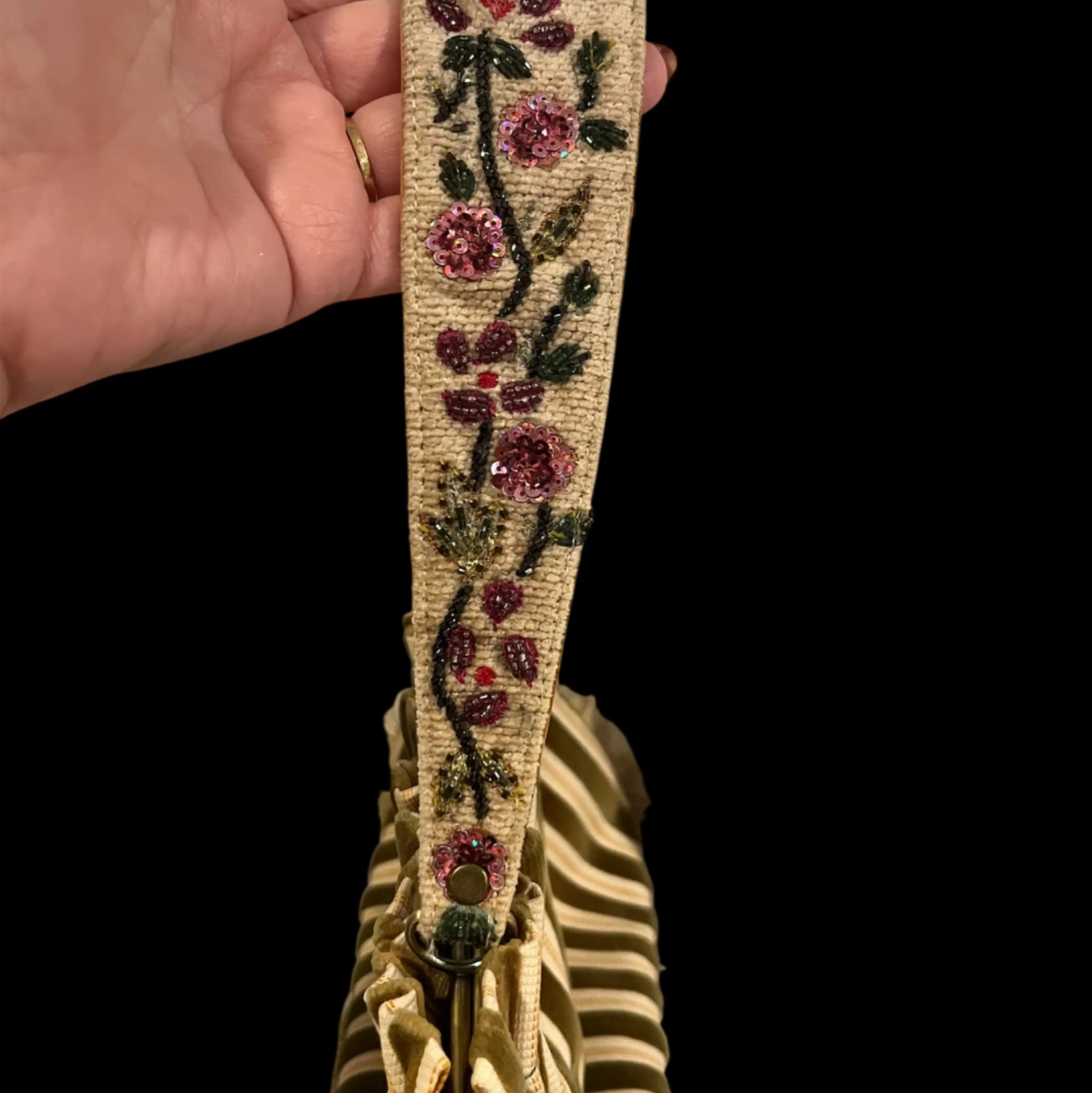 Image 4 of 10