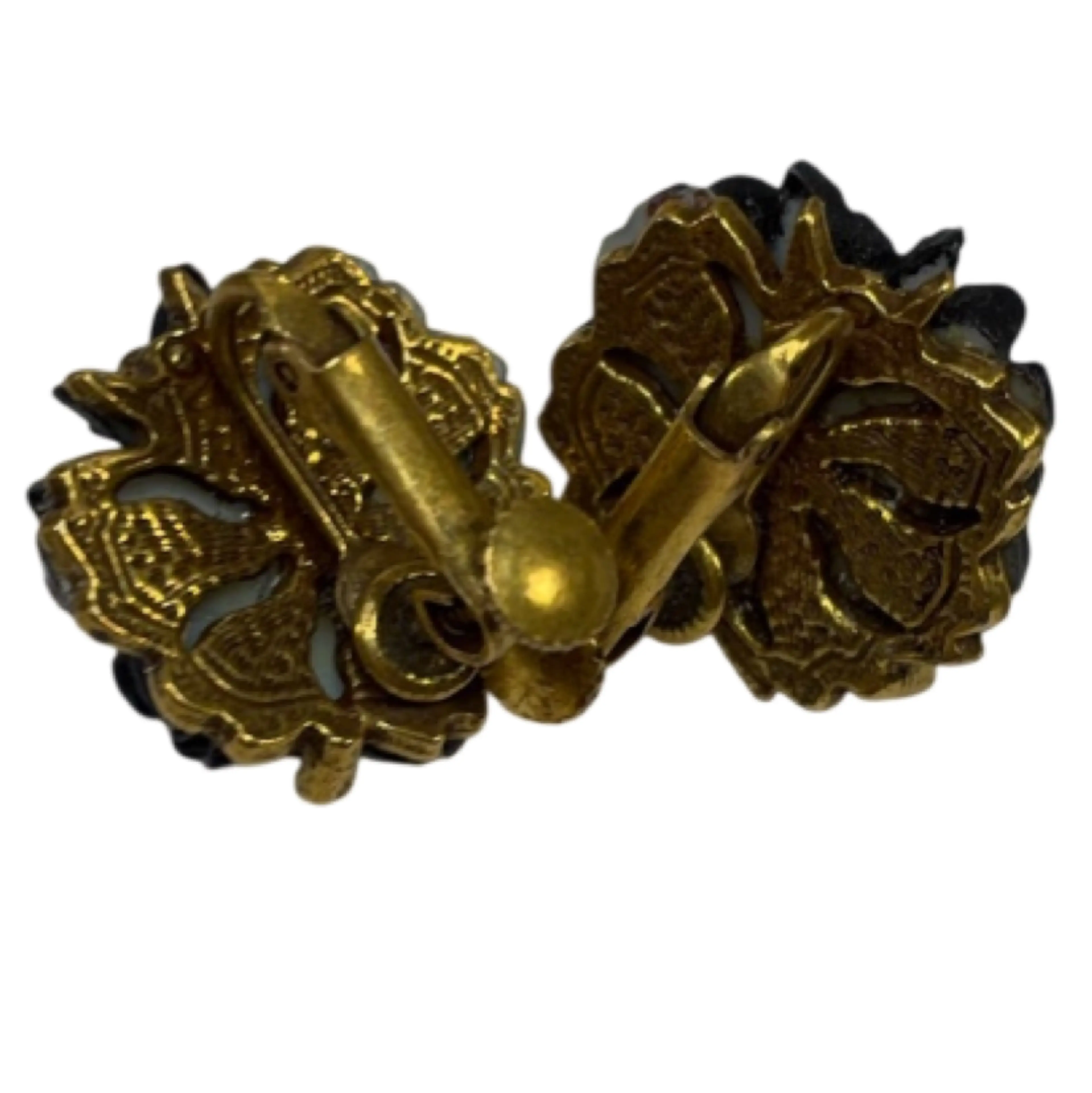 Image 4 of 4