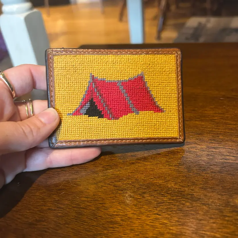 Amazing Card Holder
