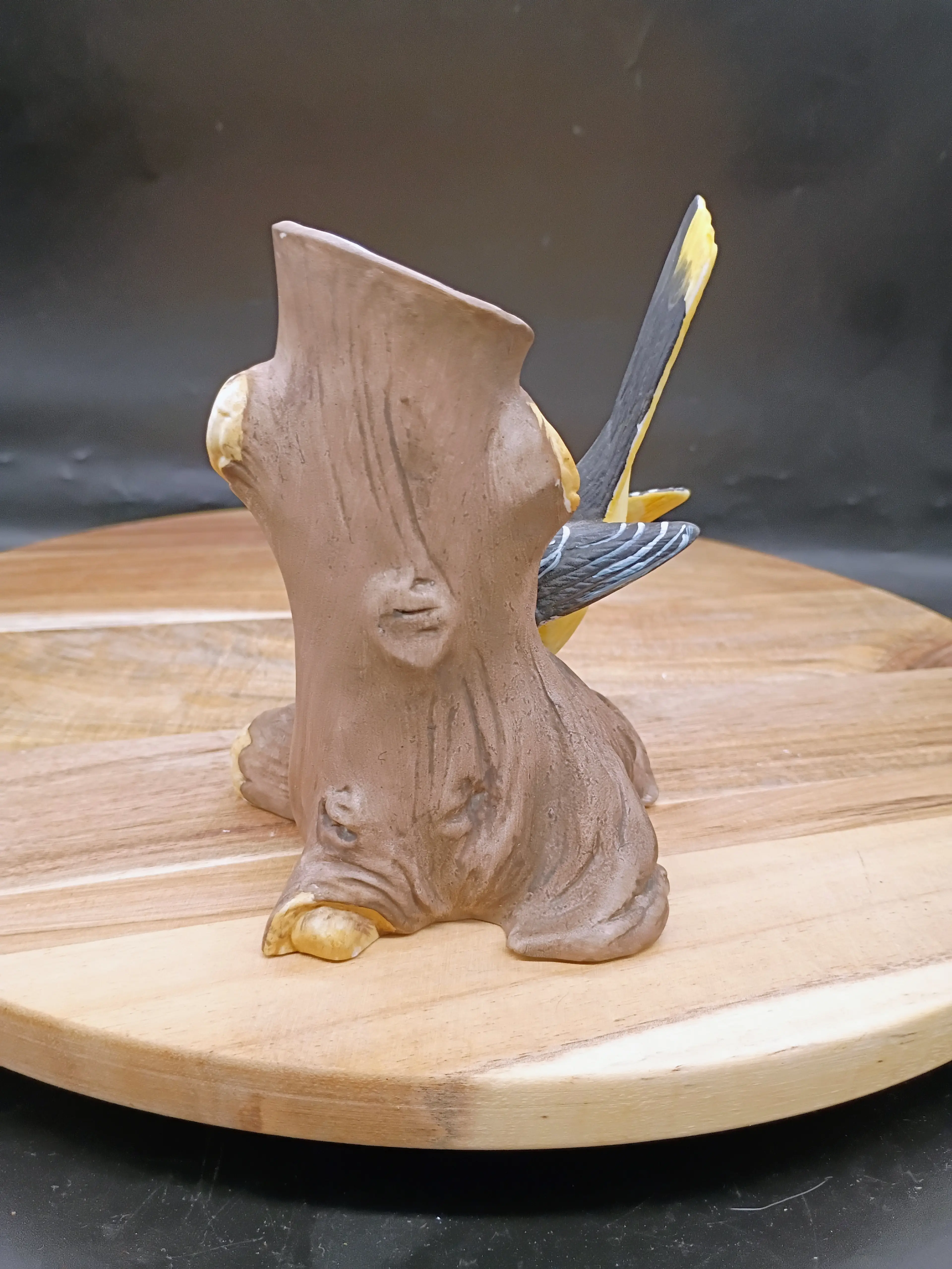 Image 2 of 6