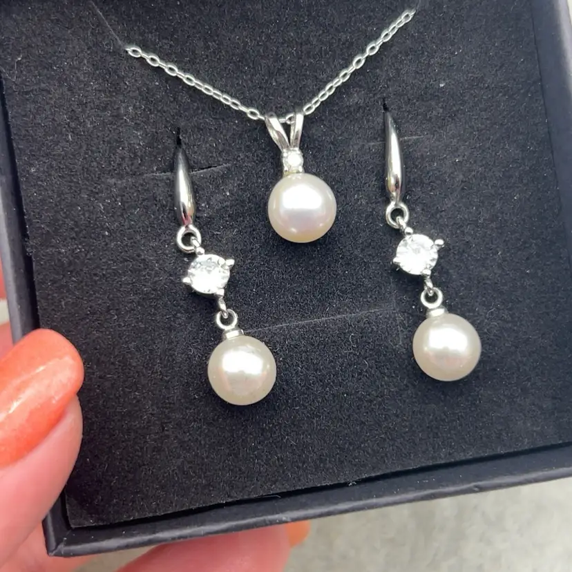 925 Sterling Silver Cultured Pearl & CZ Jewelry Set Necklace 18” with Matching Dangle Earrings