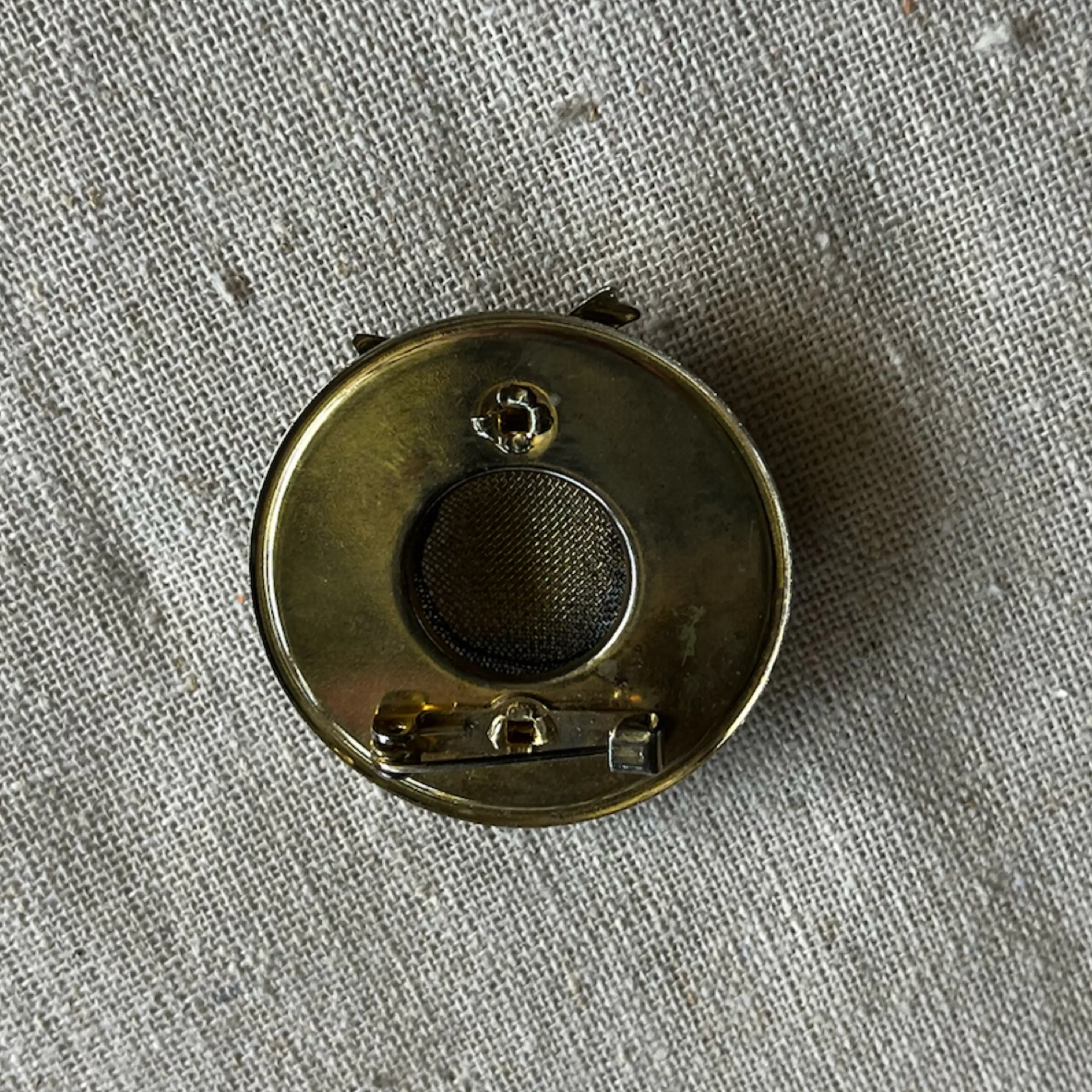 Image 3 of 4