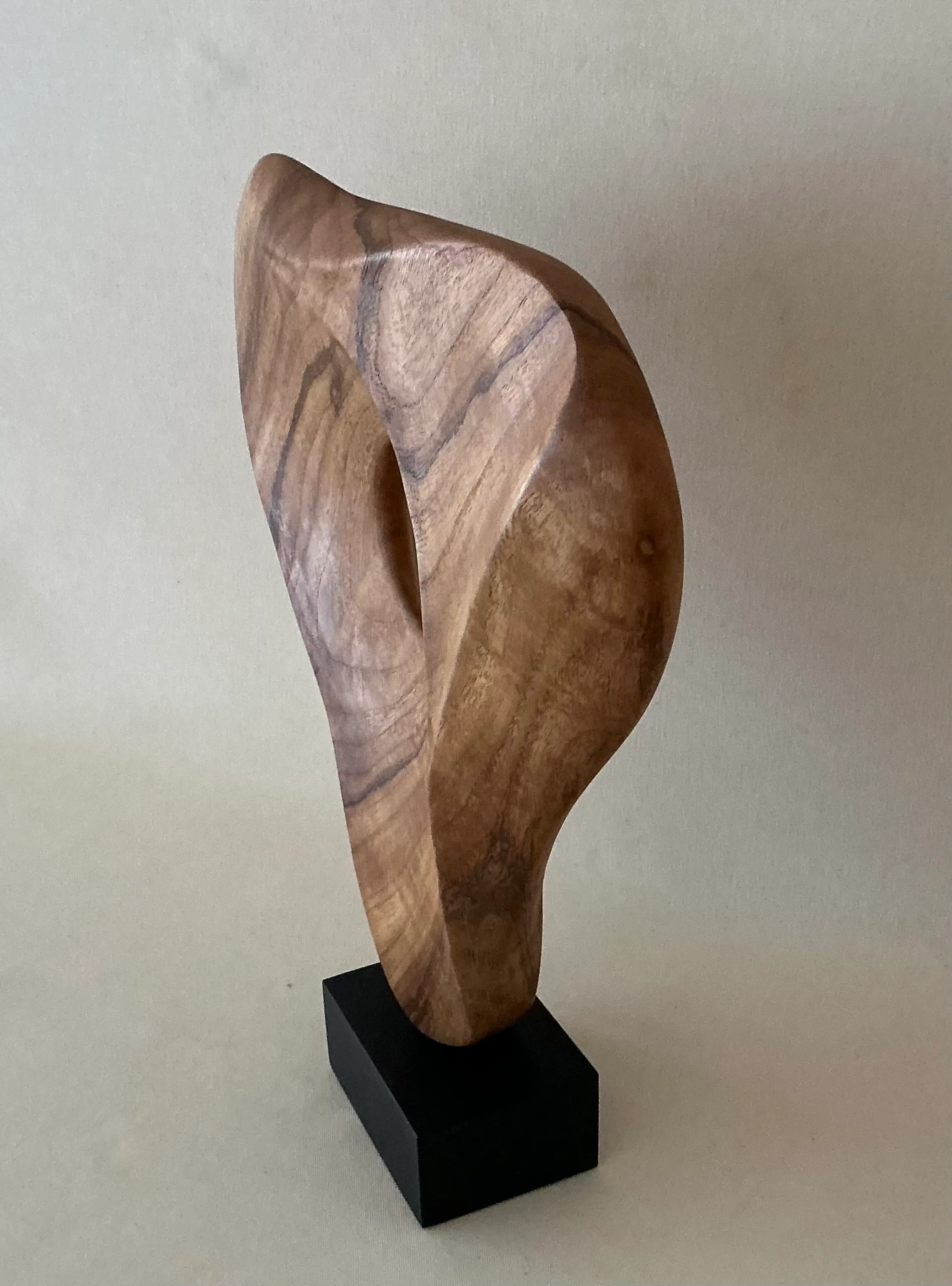Image 3 of 6