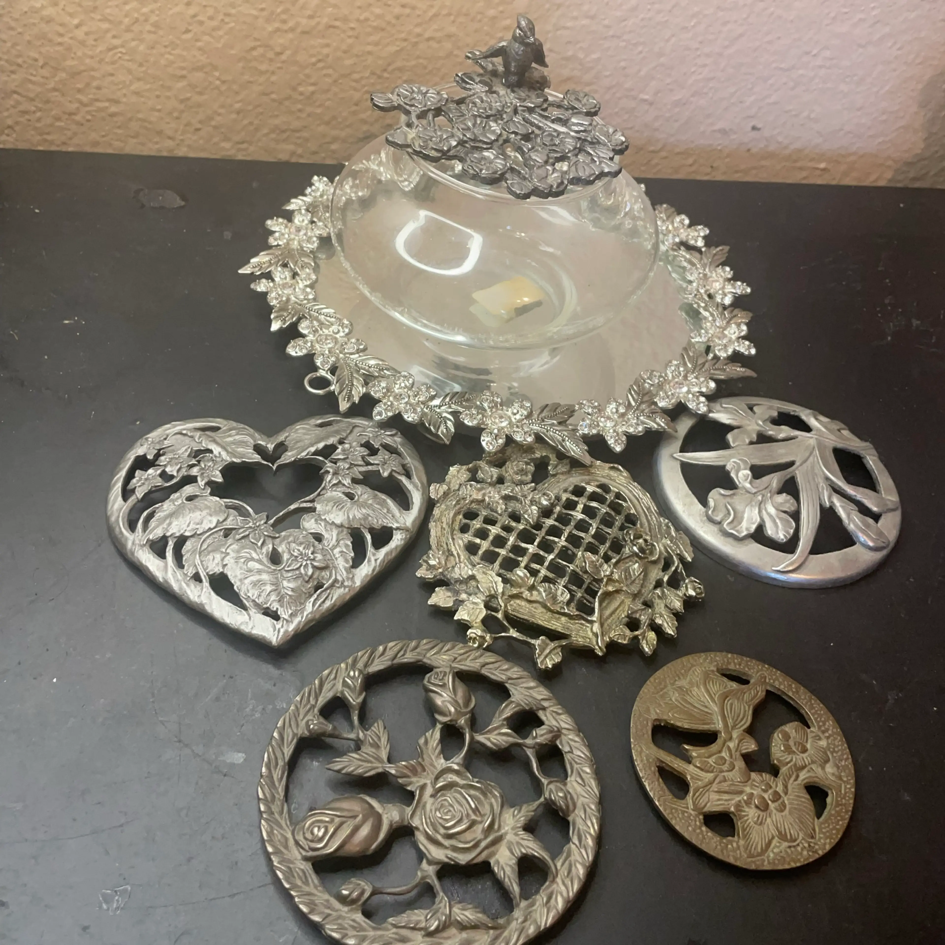 Image 2 of 7
