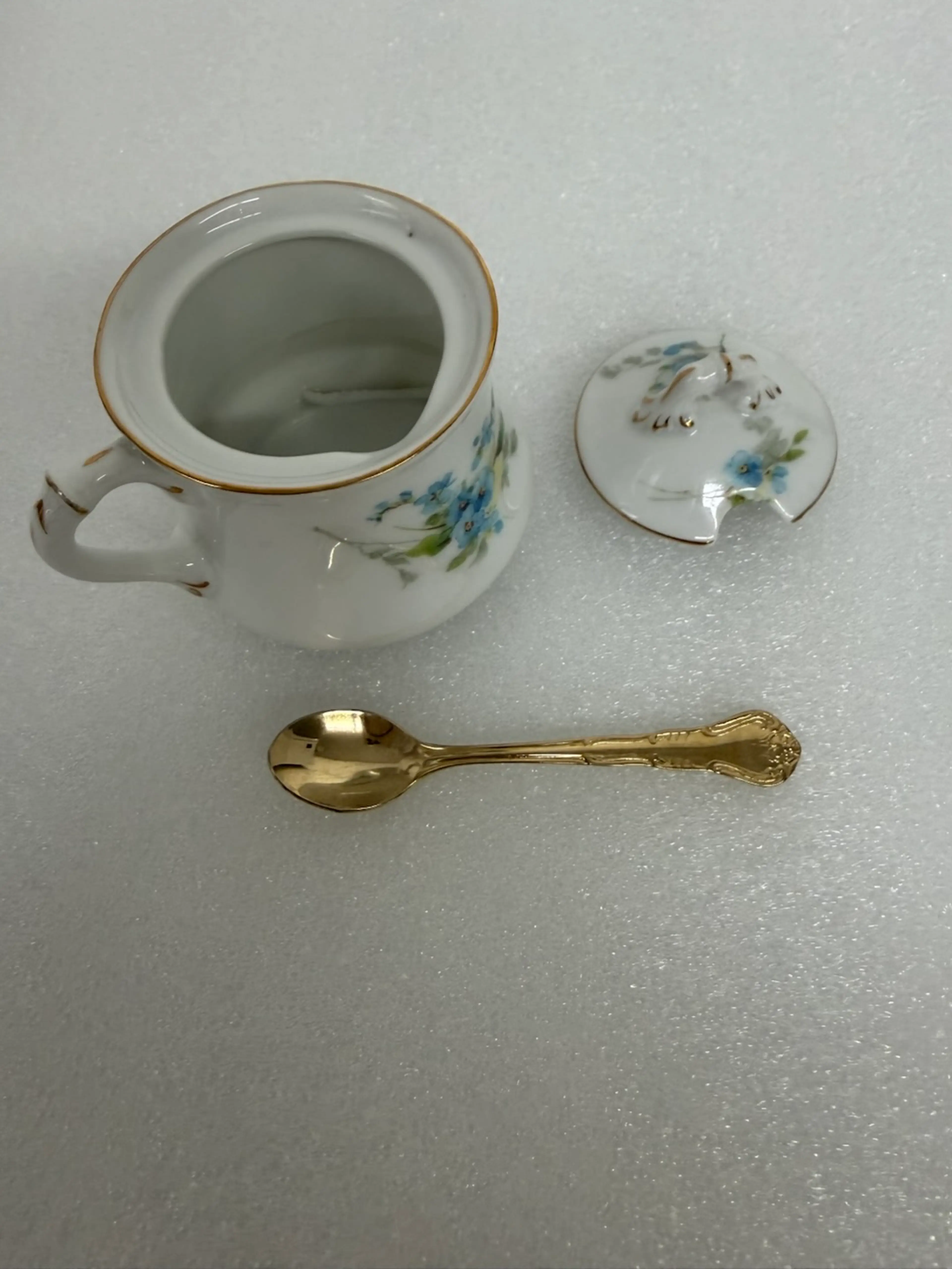 Image 2 of 11