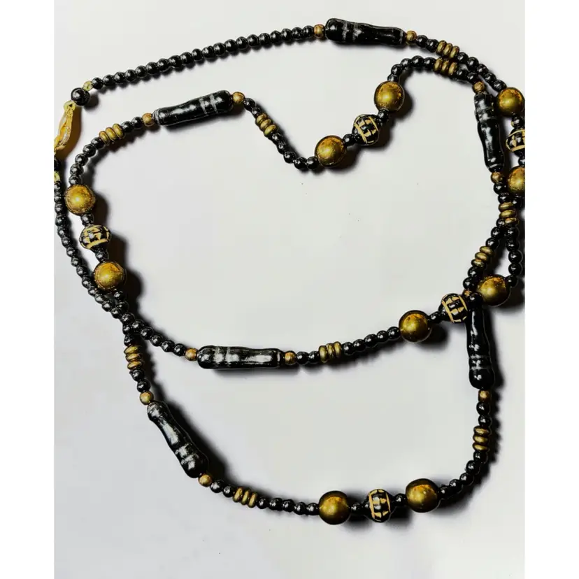 36” Black Glass & Gold Tone Accent Beads - VGVC No Chipped Or Cracked Beads