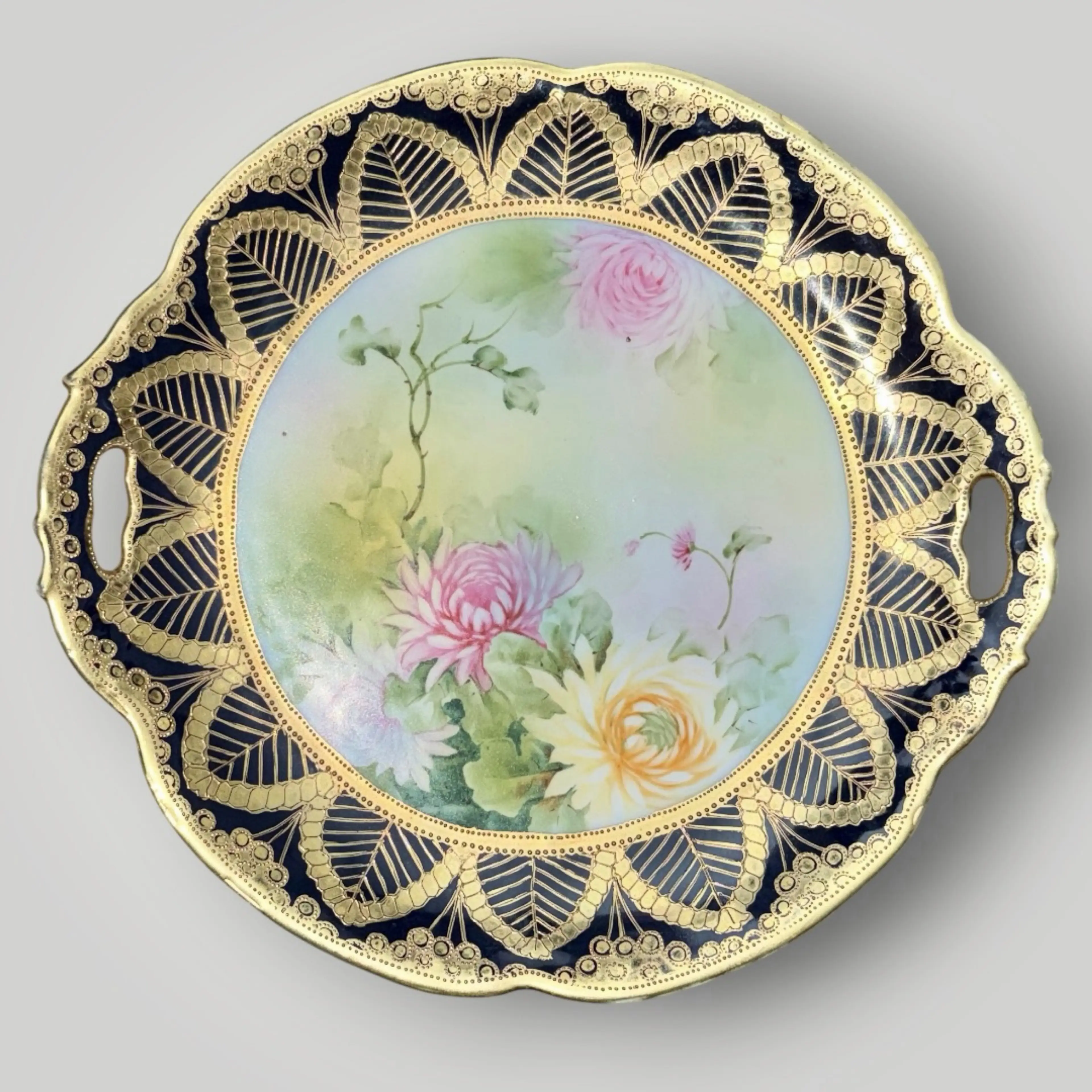 Image 1 of 4