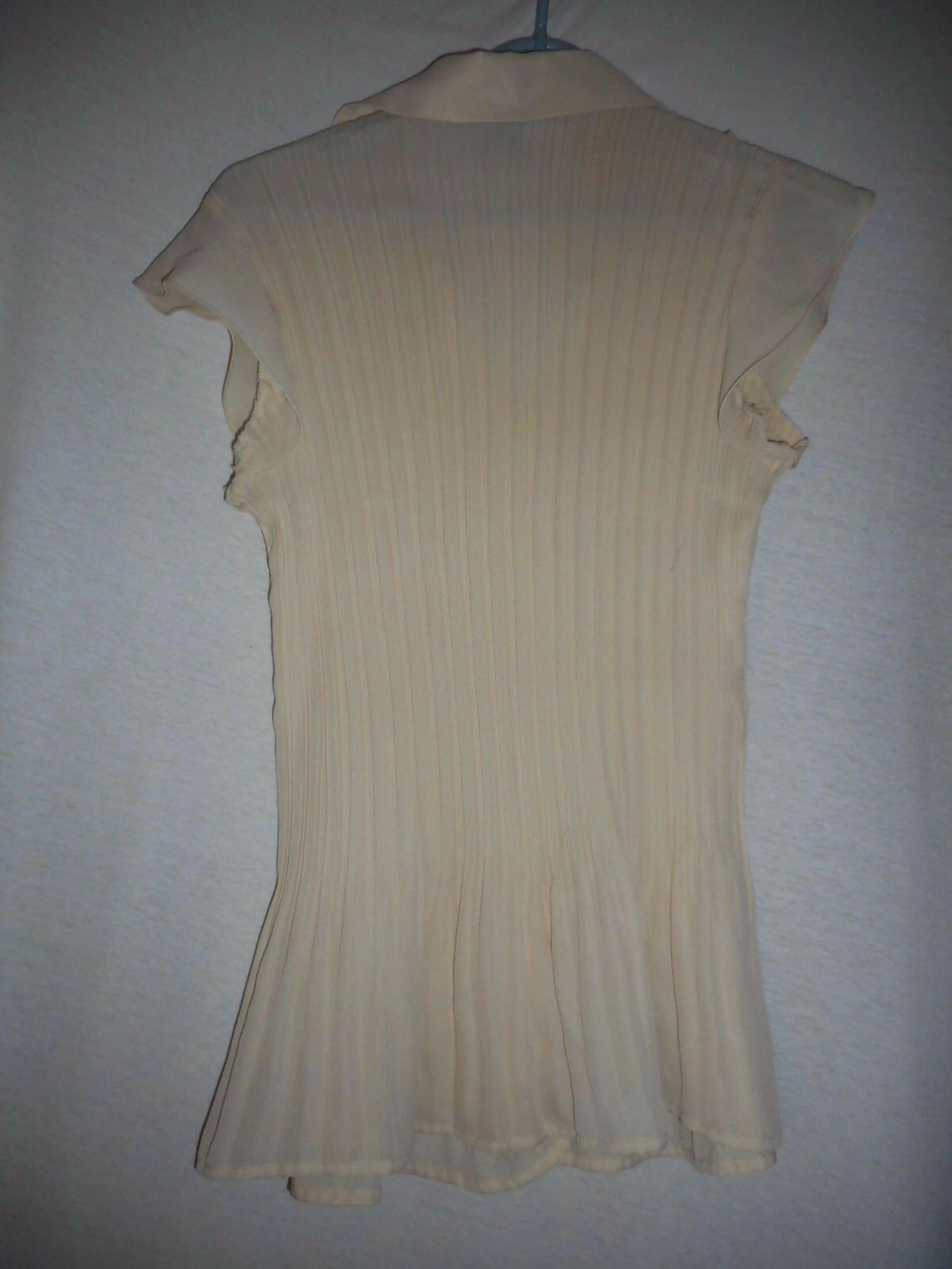 Image 4 of 5