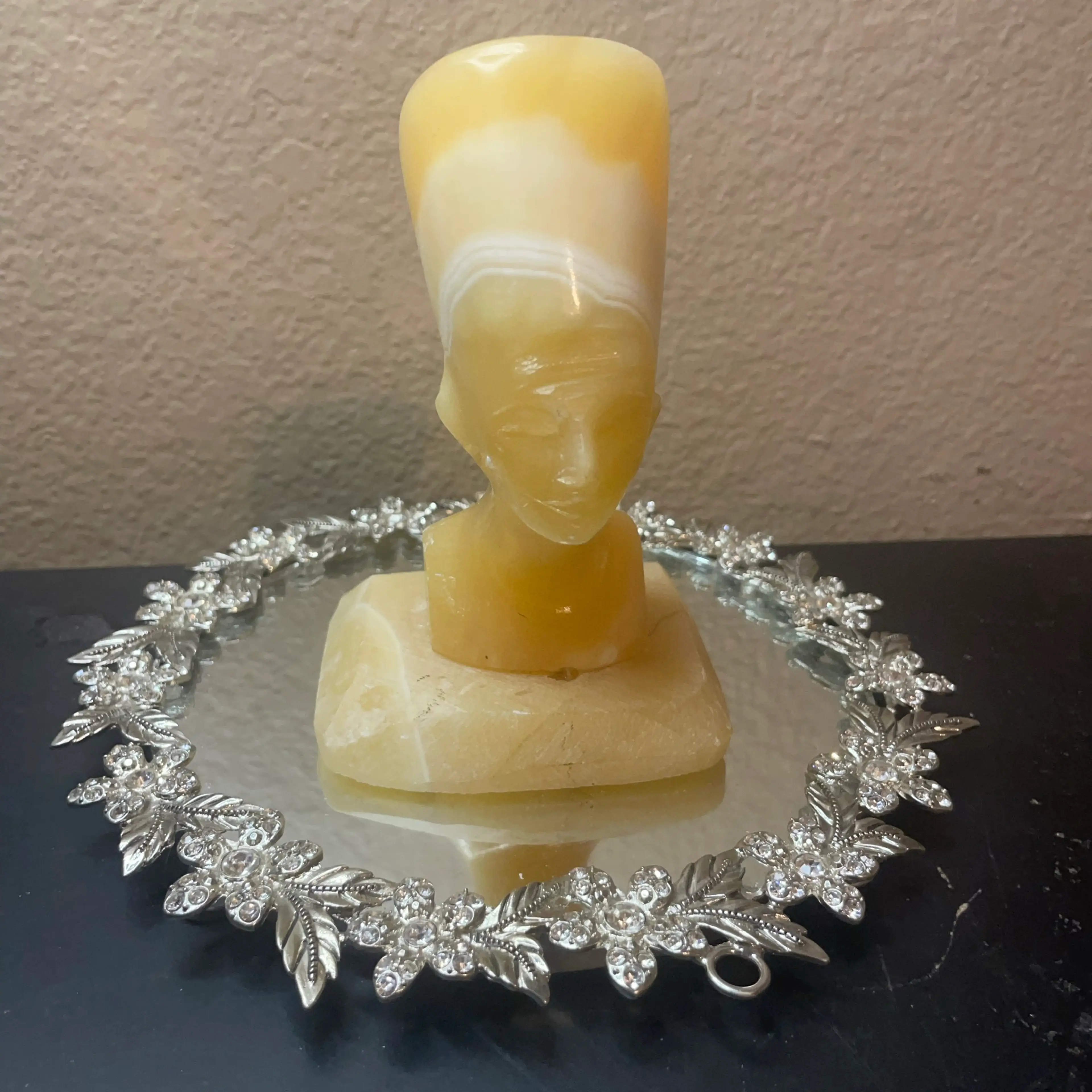 Image 2 of 6