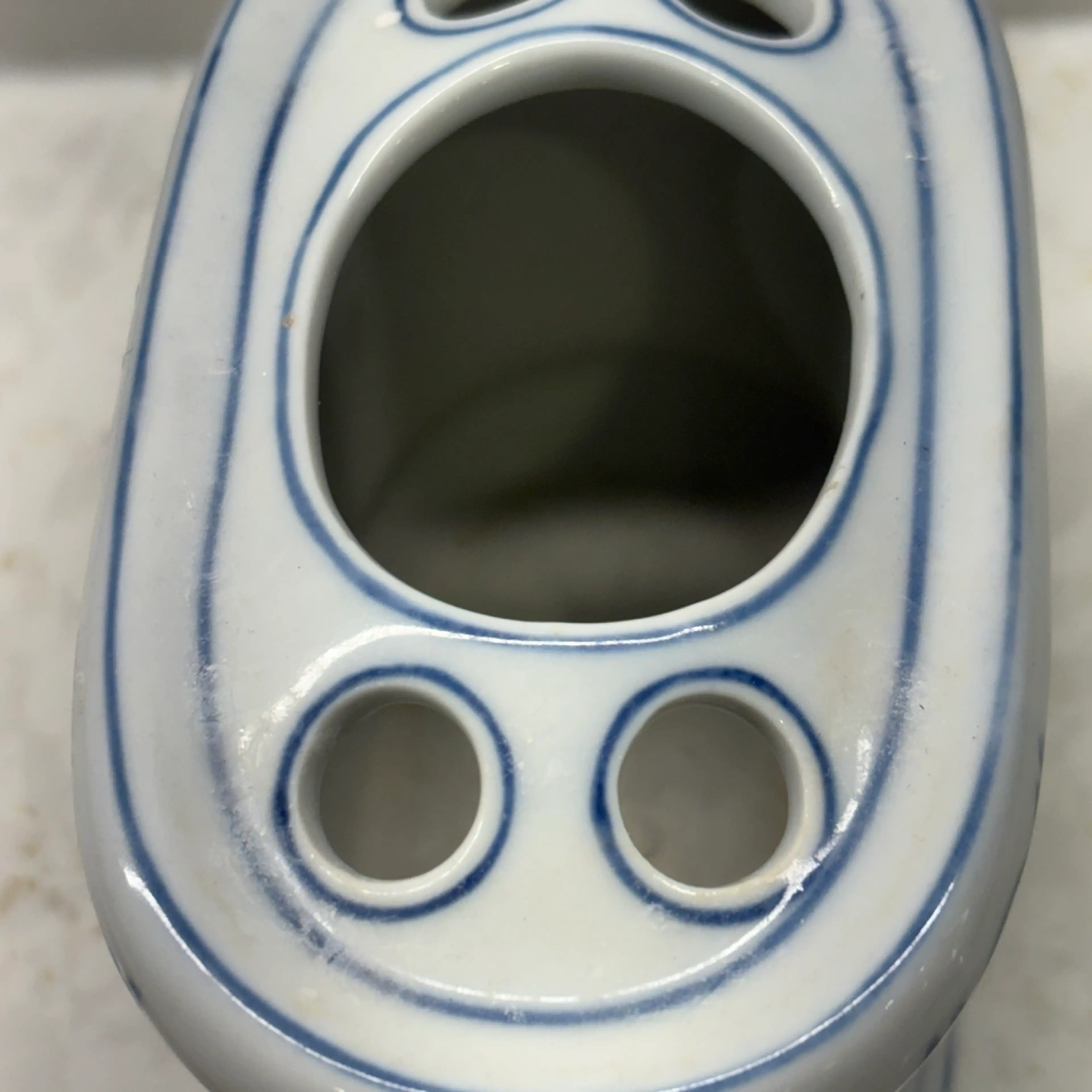Image 2 of 6