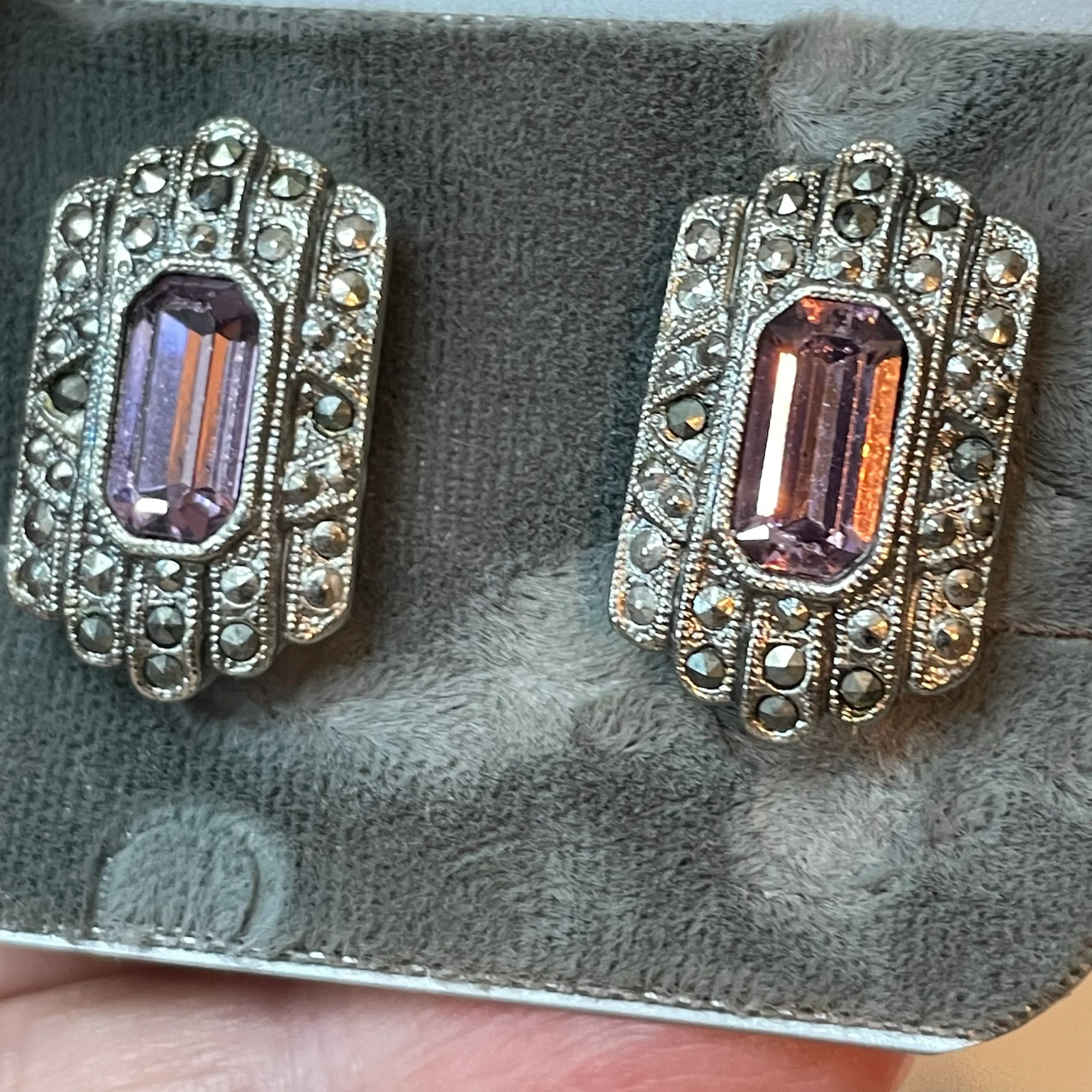 Image 2 of 5