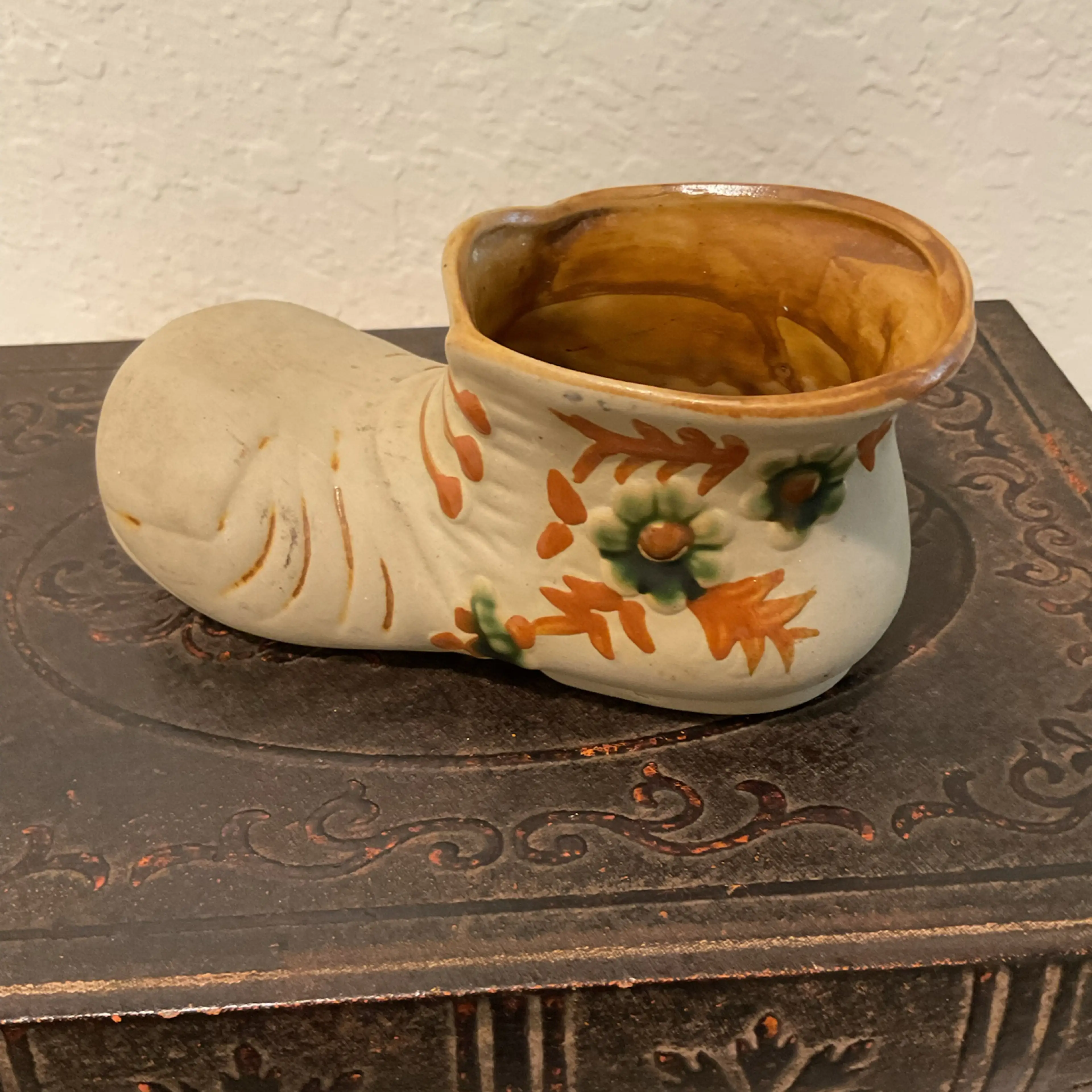 Image 2 of 2