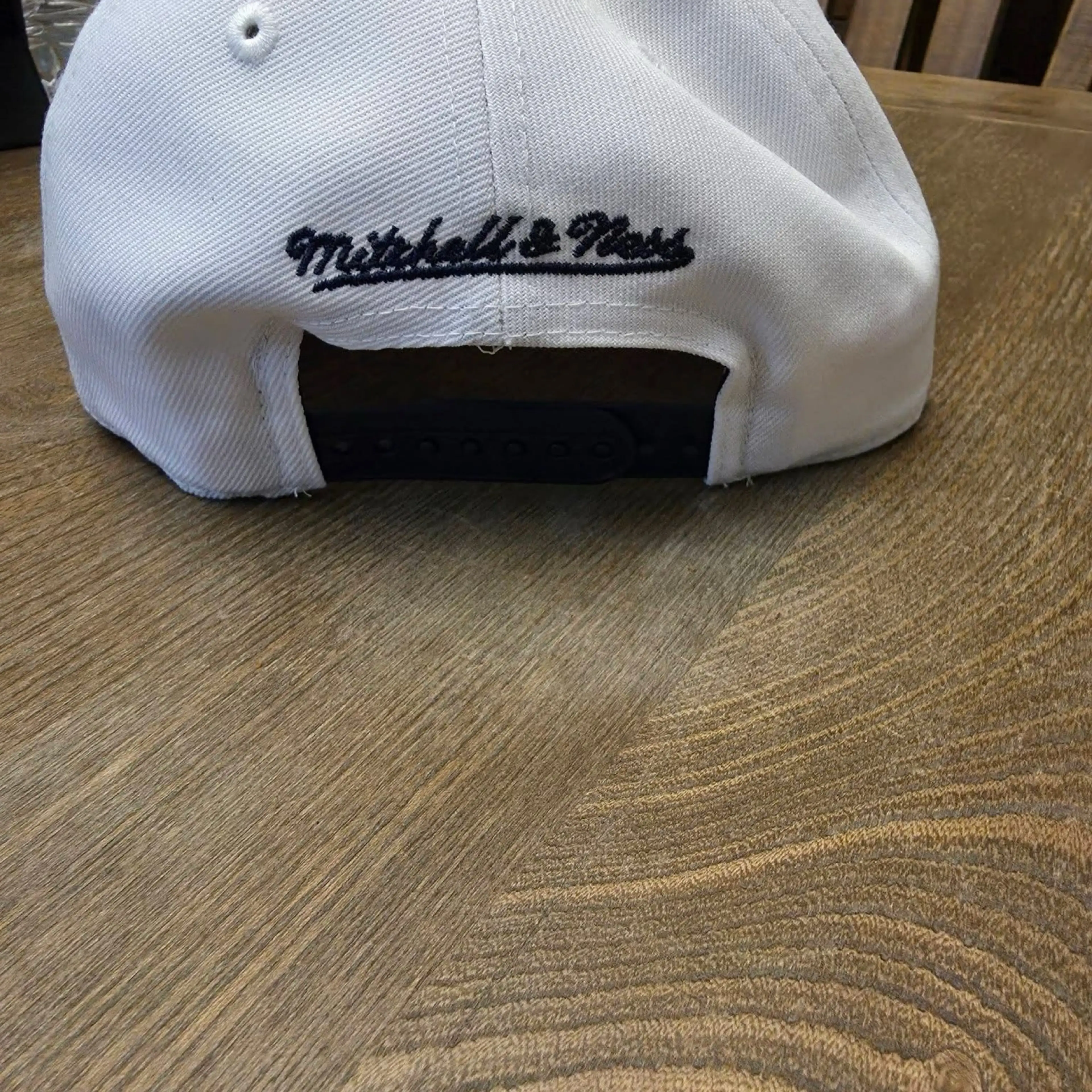 Image 4 of 6
