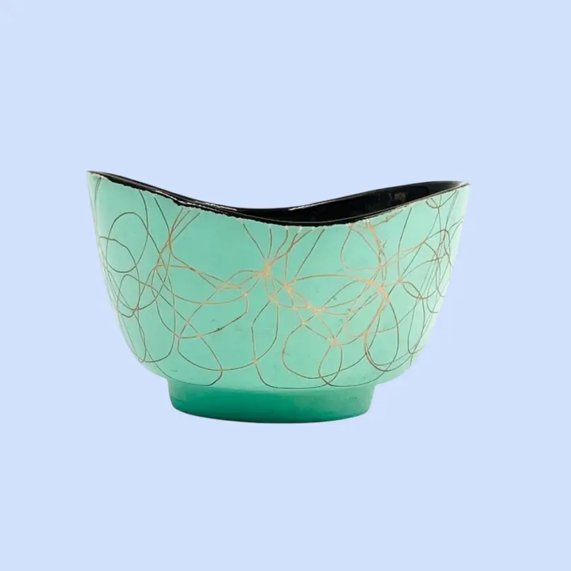 #452- Vintage Pottery Planter By Shawnee Pottery USA 1937-1961