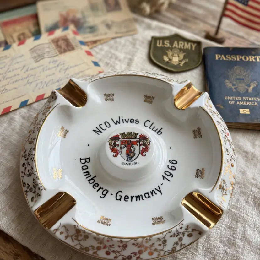 NCO Wives Club Ashtray 1966 Bamberg Germany - Konigl pr Tettau Cold War