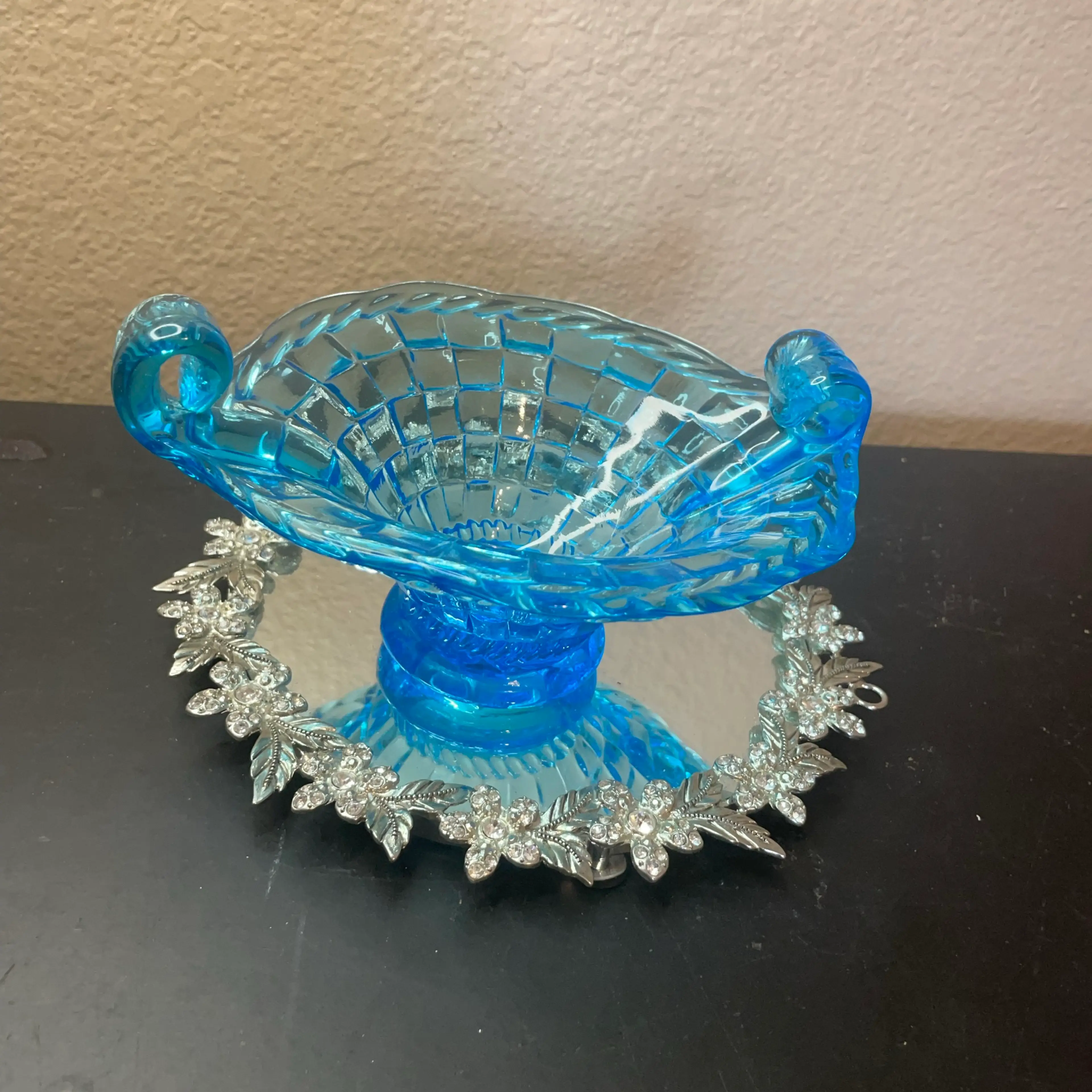 Image 5 of 6
