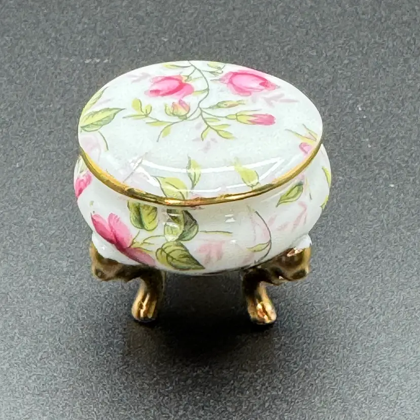 VTG Lefton 1239 Mini Footed Porcelain Rose Rosebud Pink Green White Gilt Trinket Box