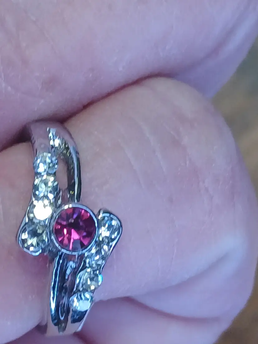 Pink quartz ring