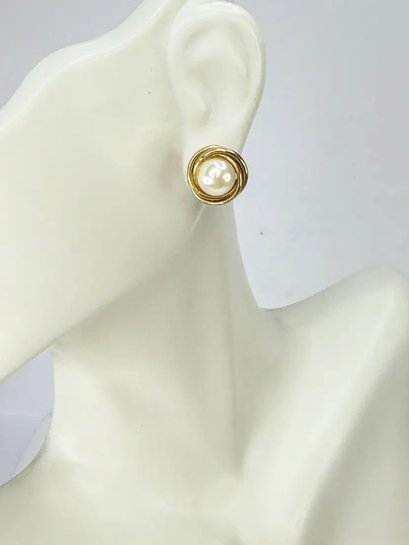 Vintage 14K Gold Pearl Nest Swirl Stud Earrings 7mm Pearl 11mm JR1939