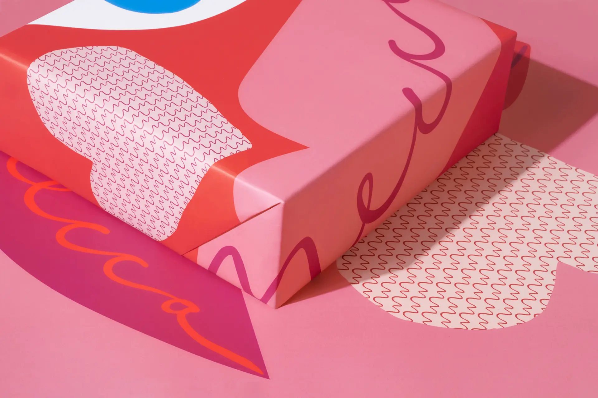 Mecca Beauty - Packaging details