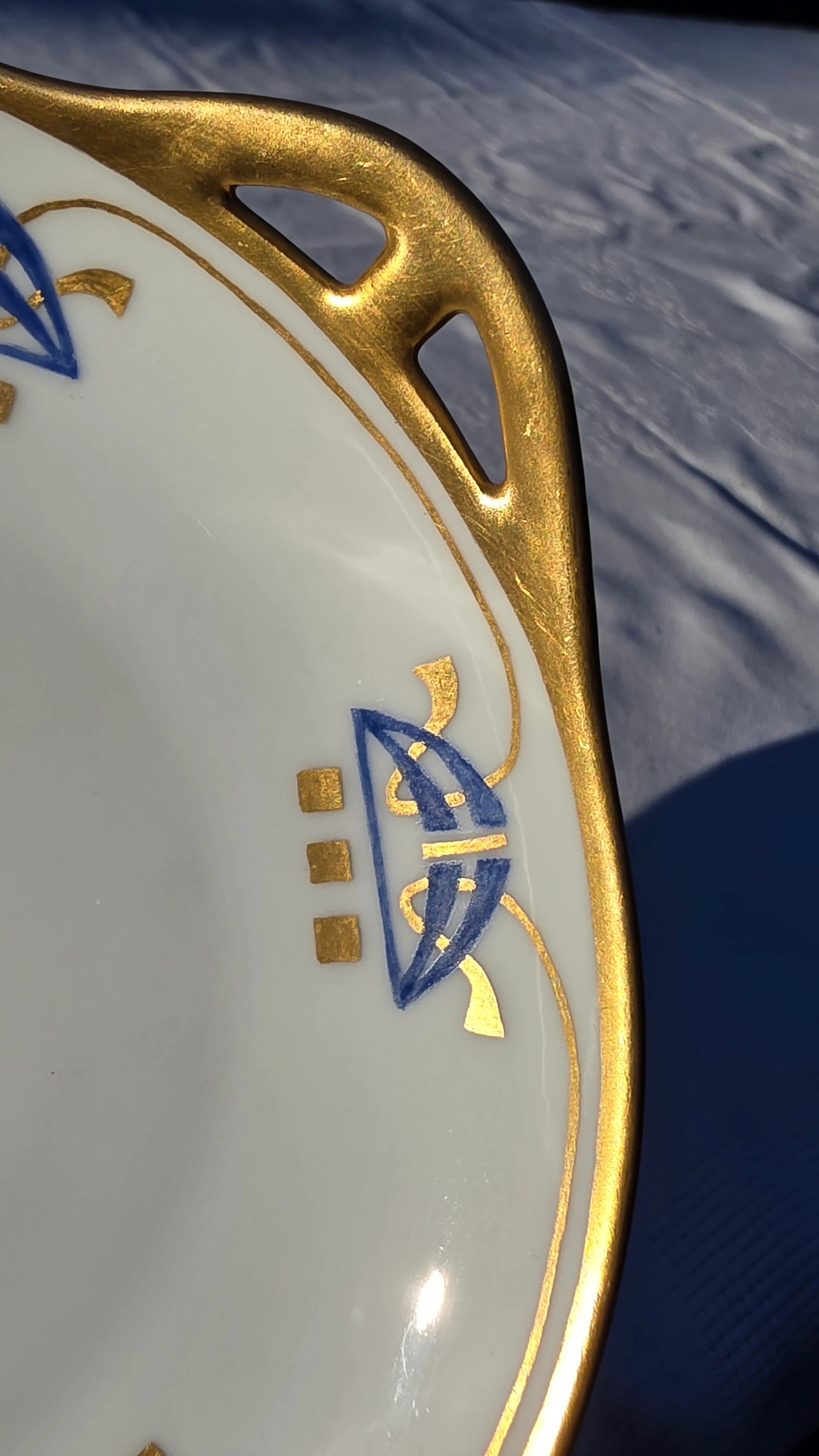 Image 4 of 6