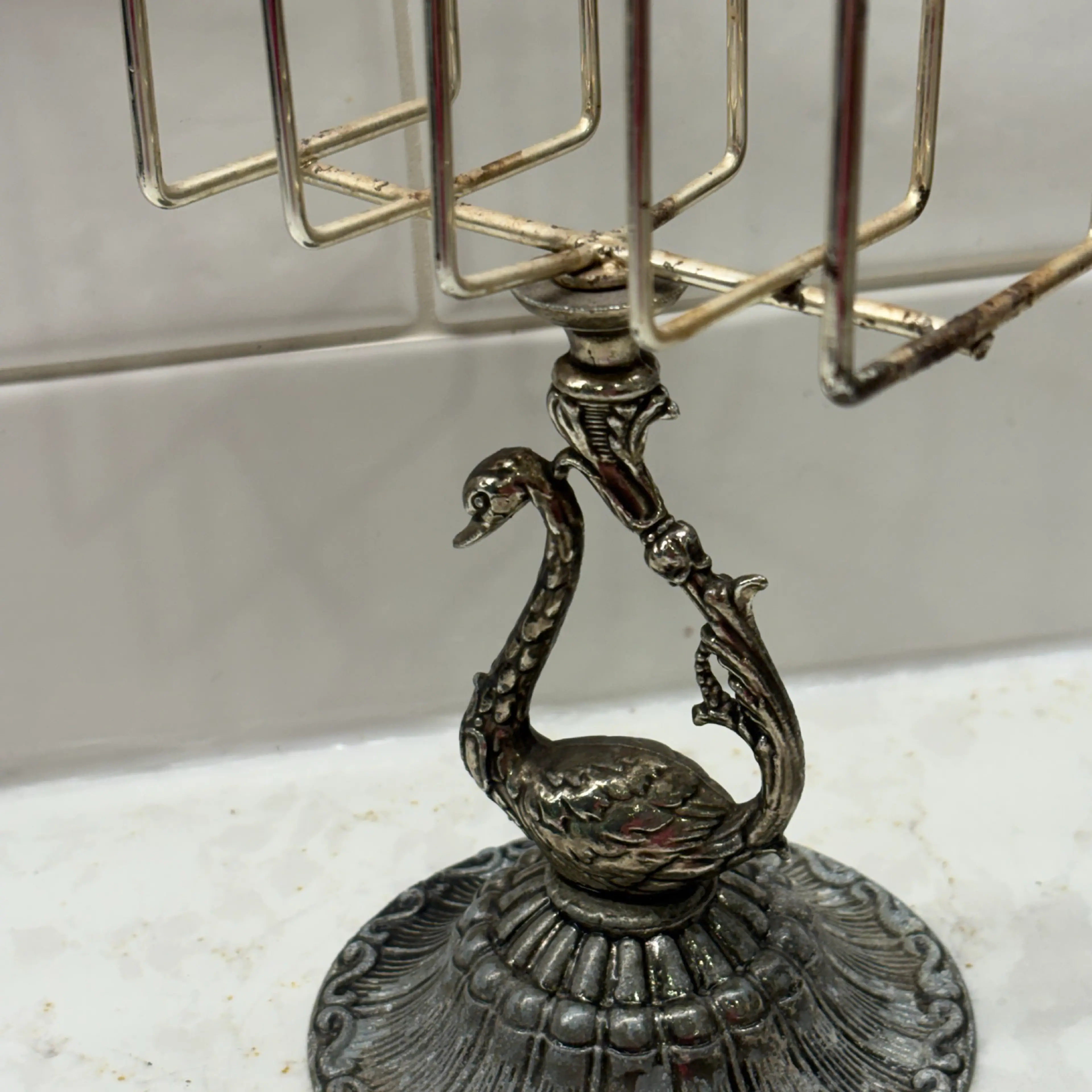 Image 4 of 5