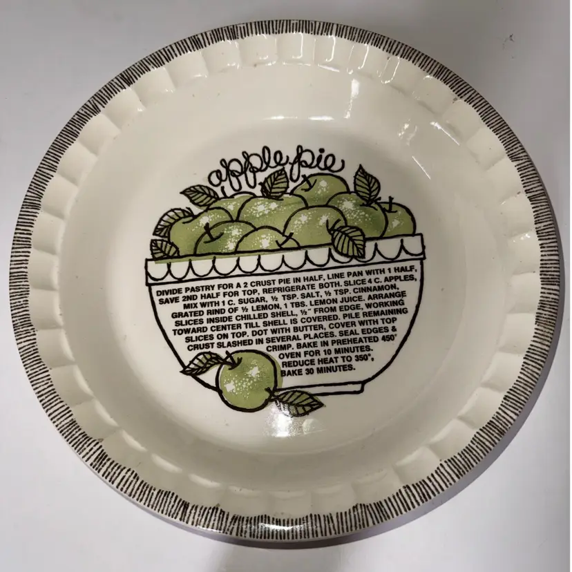 Royal China Jeannette 11” Ceramic Apple Pie Plate w/ Recipe White/Green