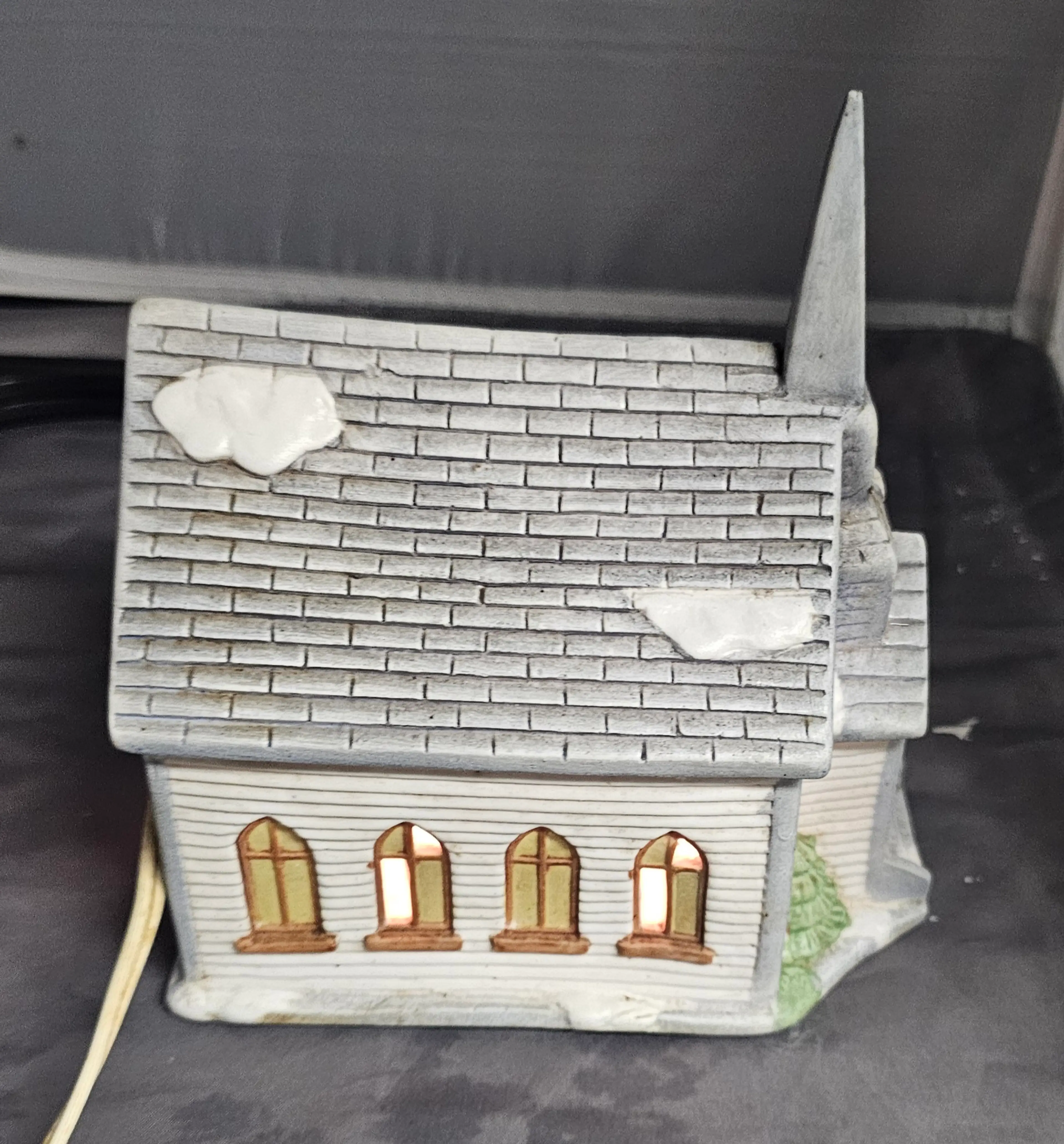 Image 3 of 9