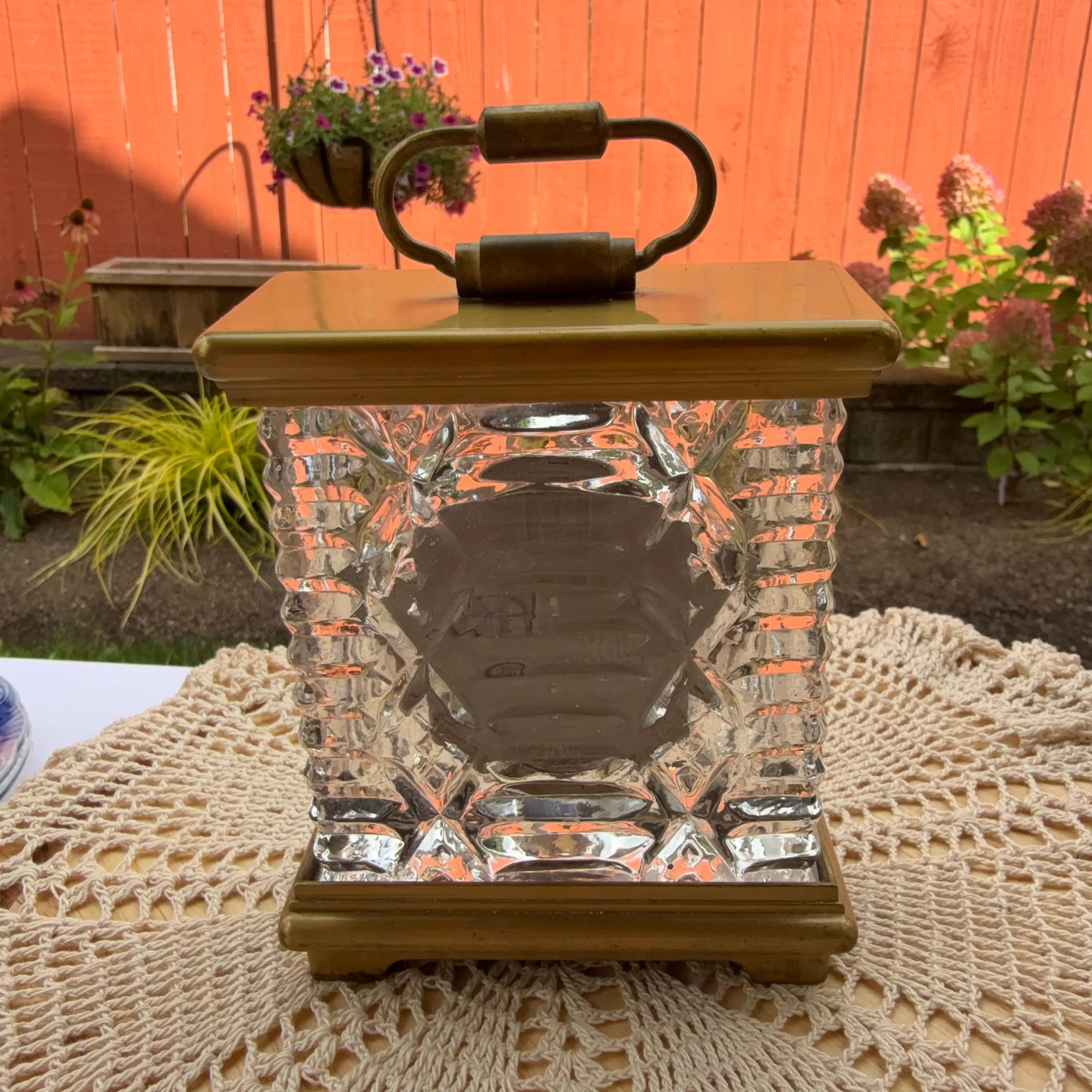 Image 4 of 6