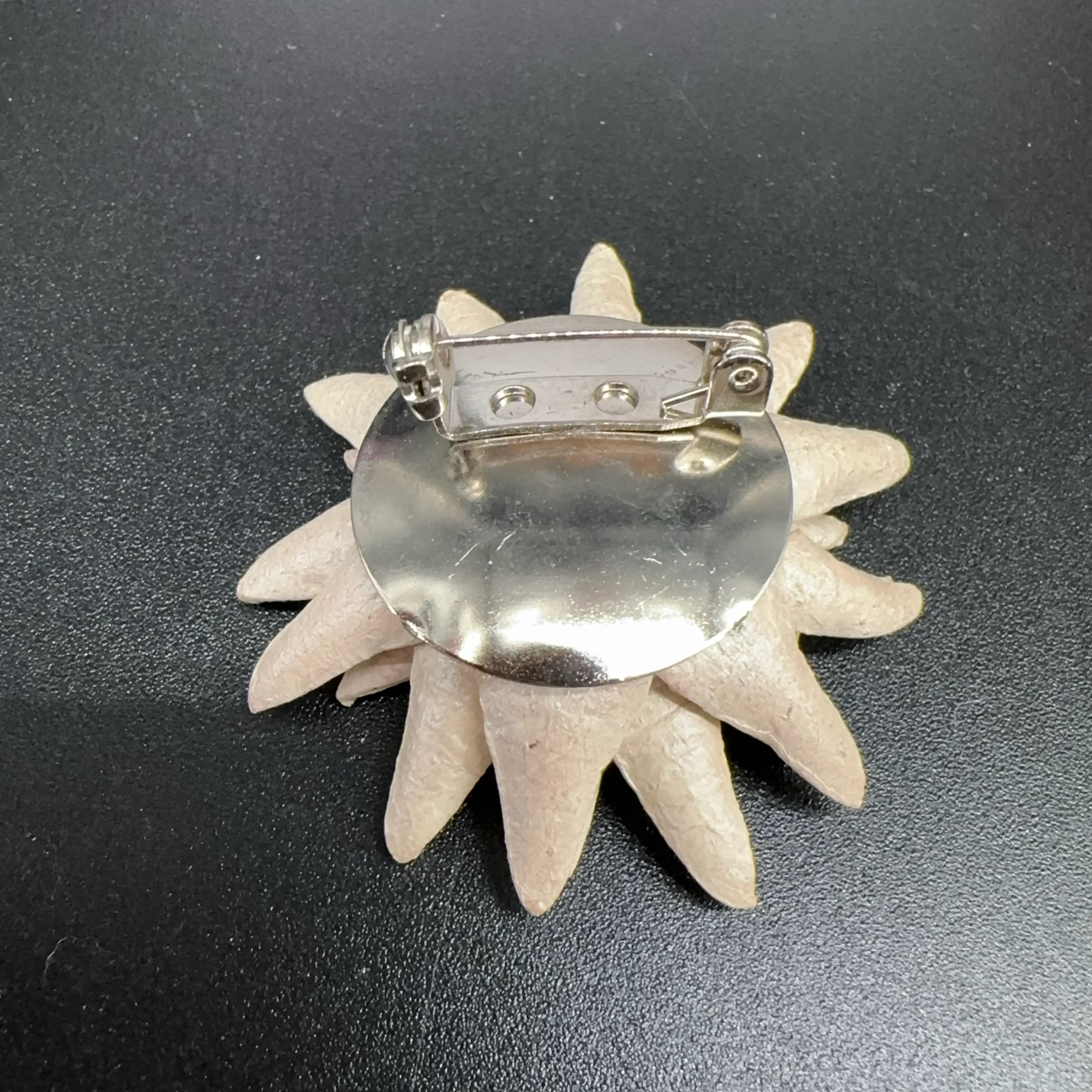 Image 2 of 2