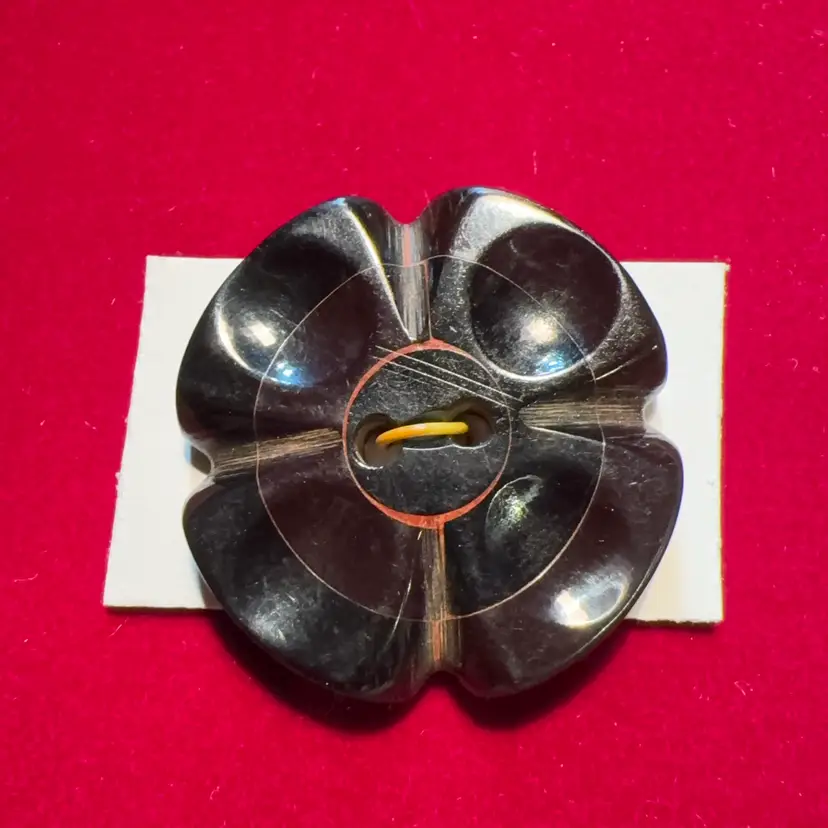 Carved Quatrefoil Chunky Bakelite Button