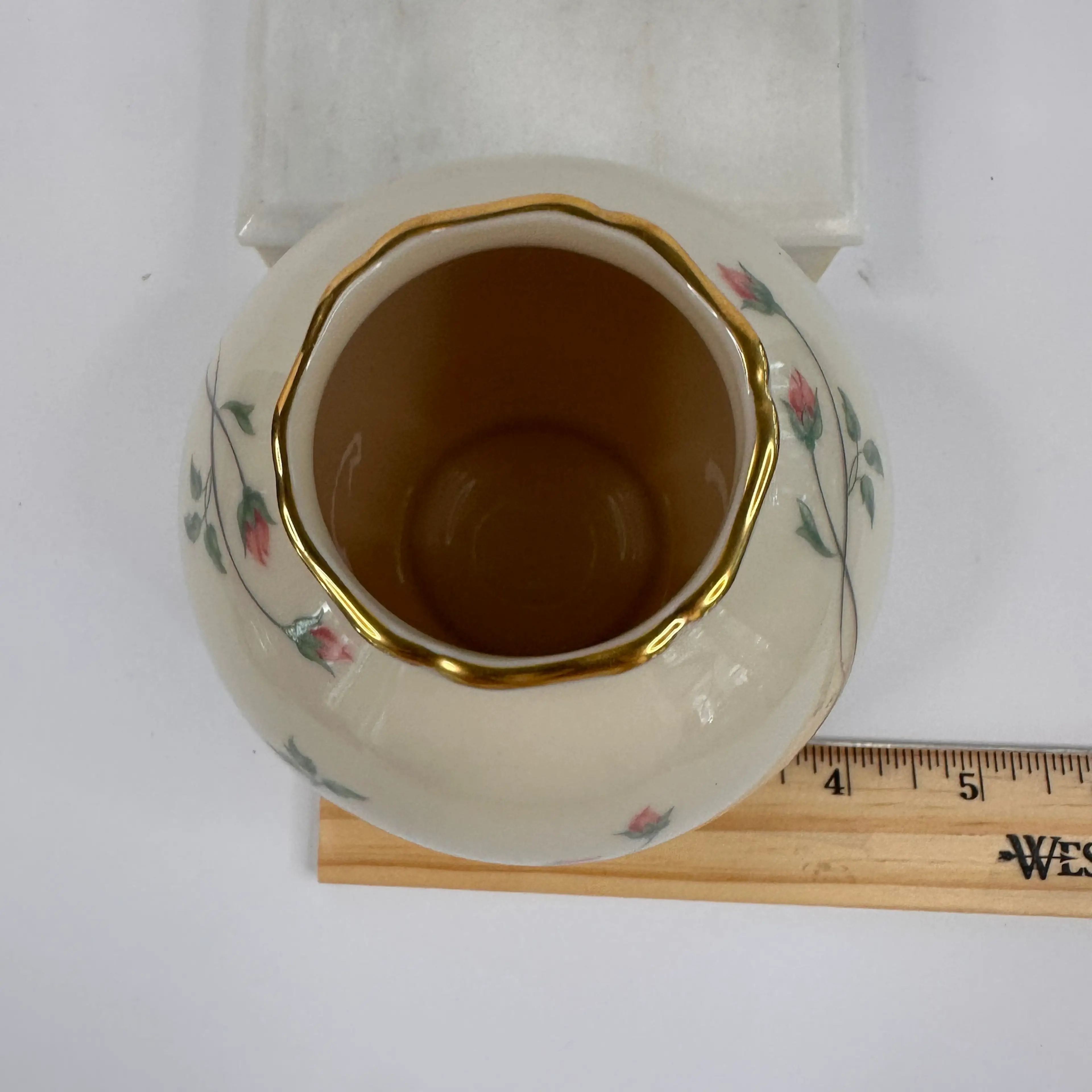 Image 4 of 6