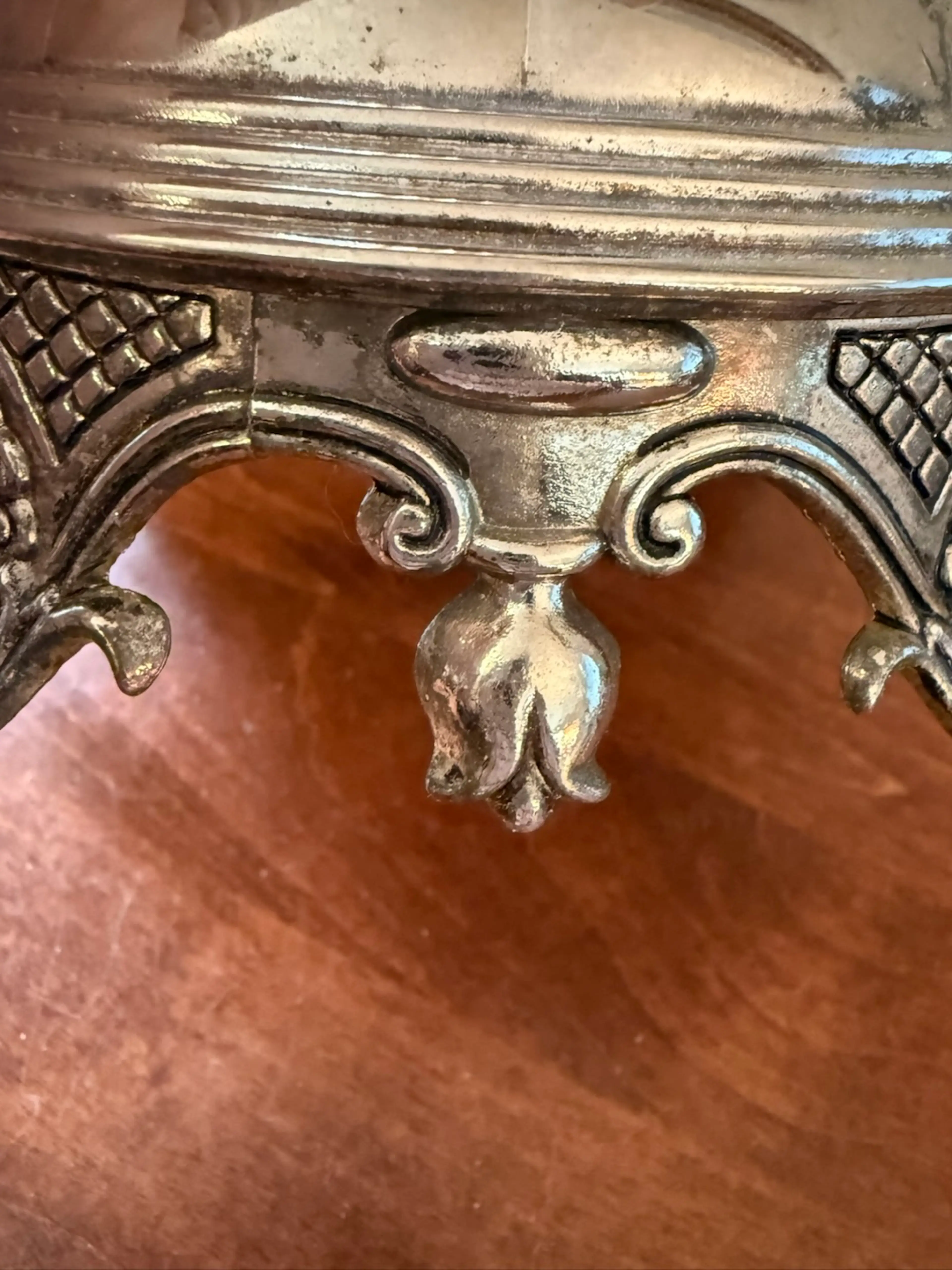 Image 3 of 8