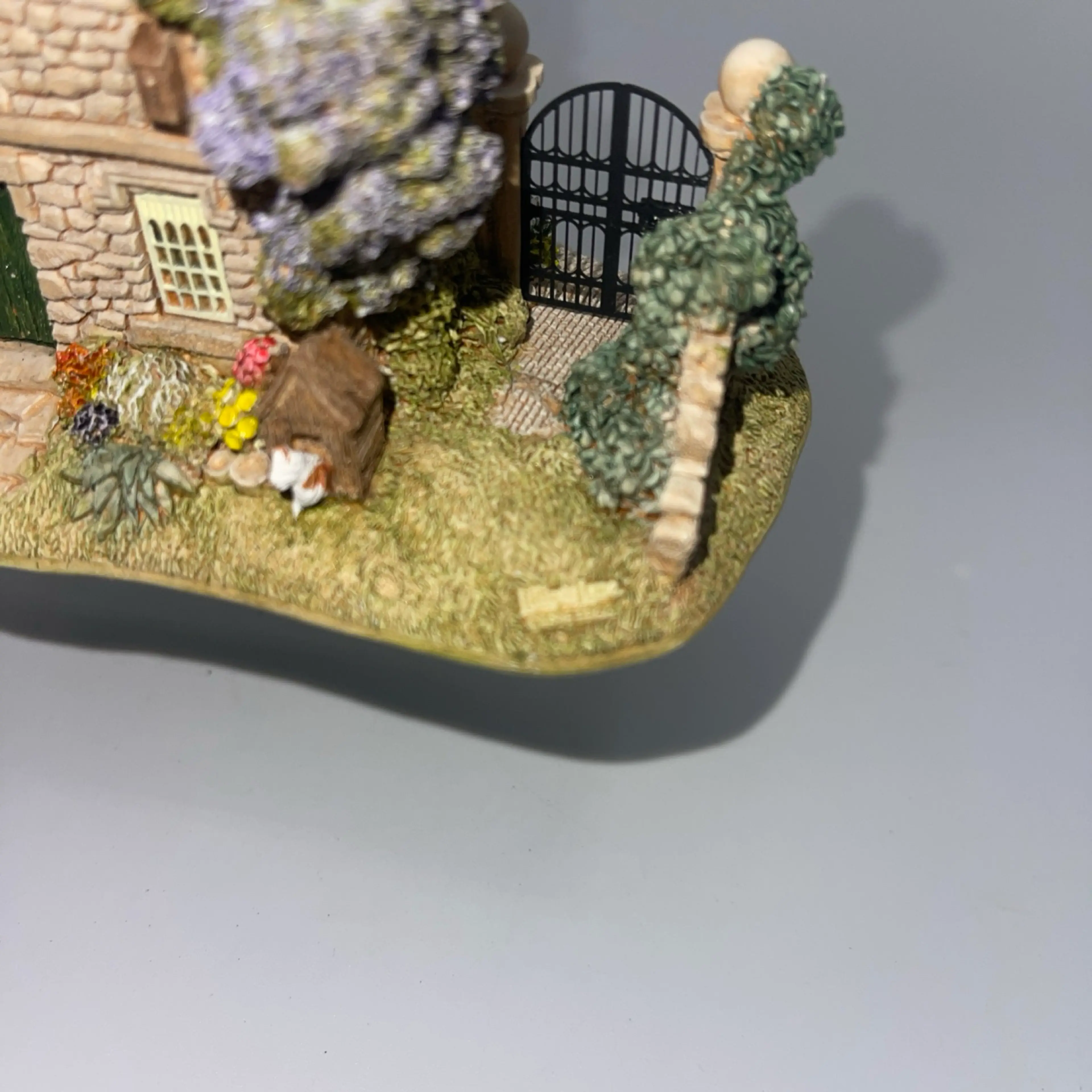 Image 4 of 7